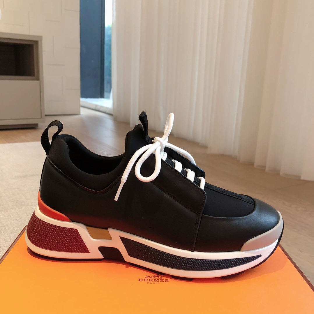 HM Hugo Sneakers Black Calfskin Suede 933473