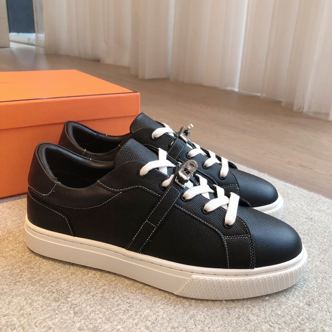 HM Day Sneaker Black Cowhide 970885