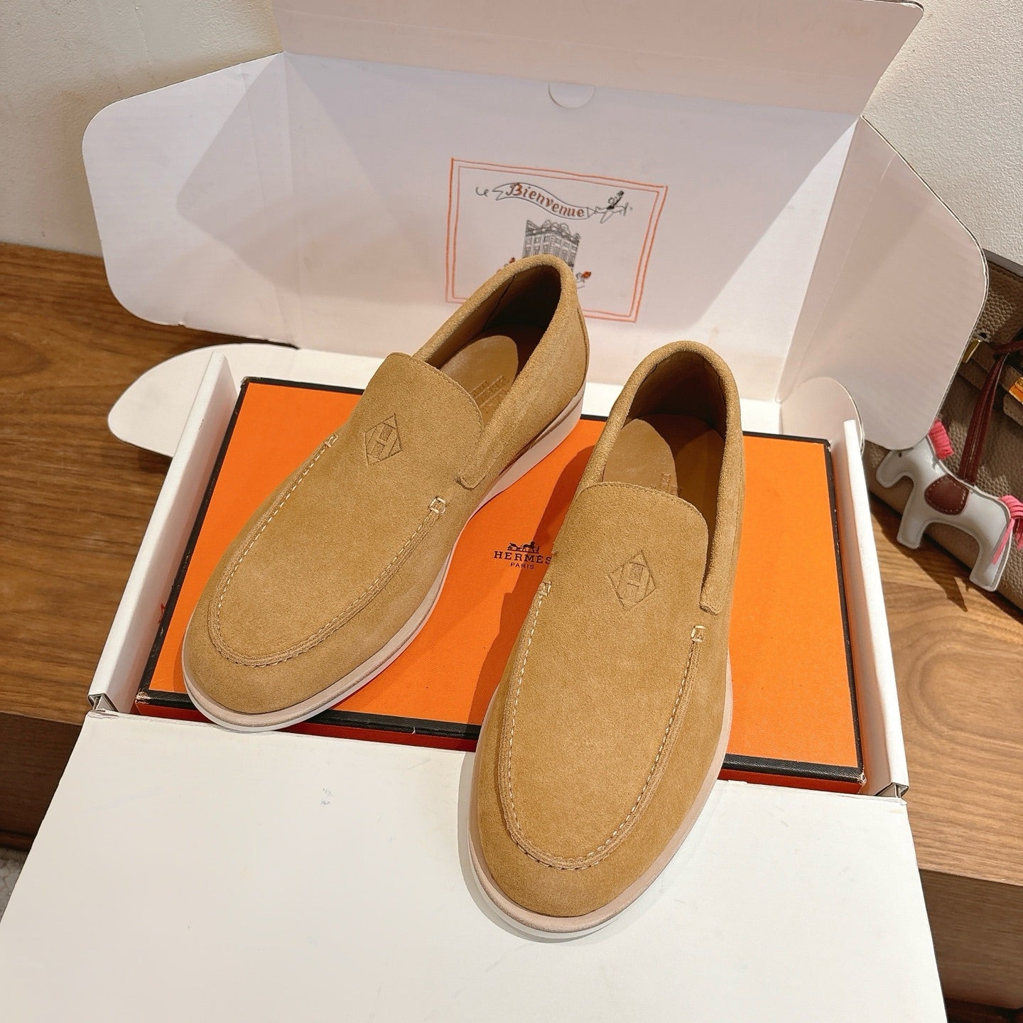 HM Impact Loafers Light Beige Suede 526163