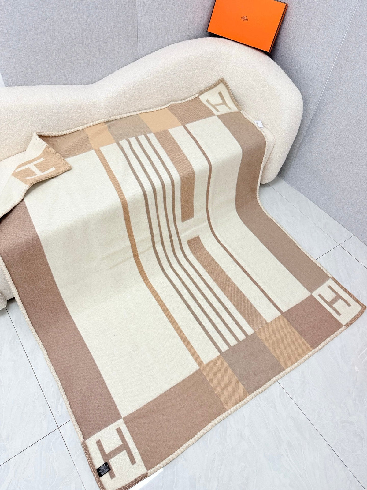 Hermes 26s Avalon Blanket 140x170cm Brown Wool 528151