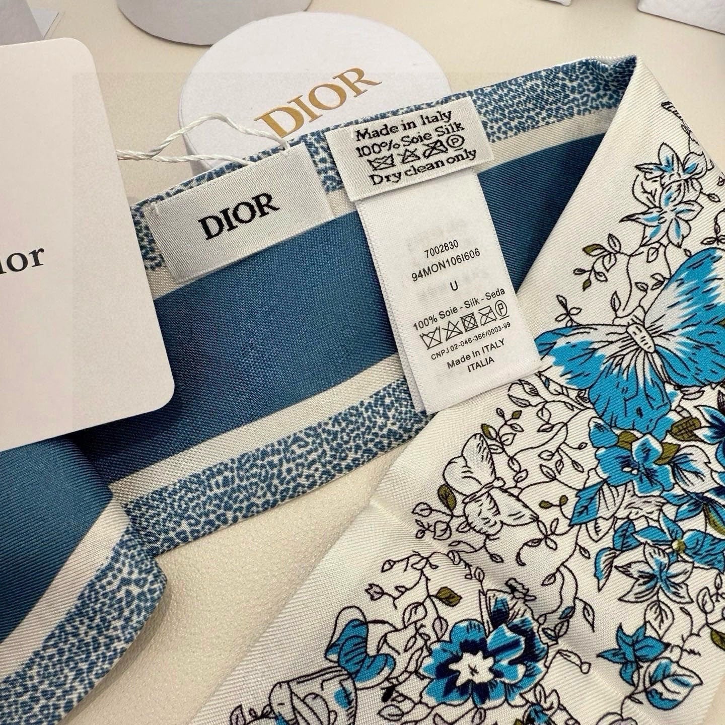 CD Twilly Mini Scarf 105 Ivory Navy Blue Silk Twill 153195