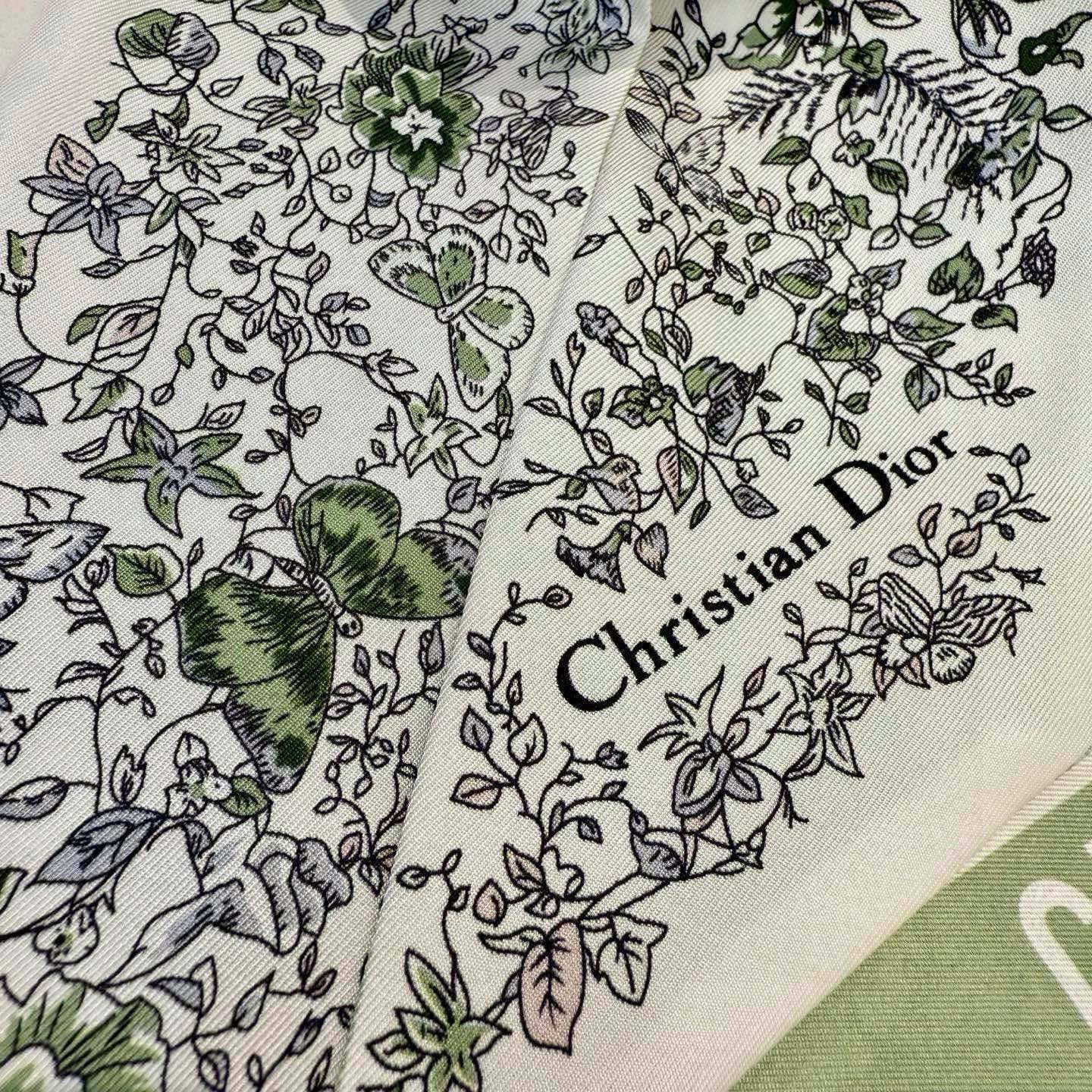CD Twilly Mini Scarf 105 Green Fuchsia Silk Twill 153196