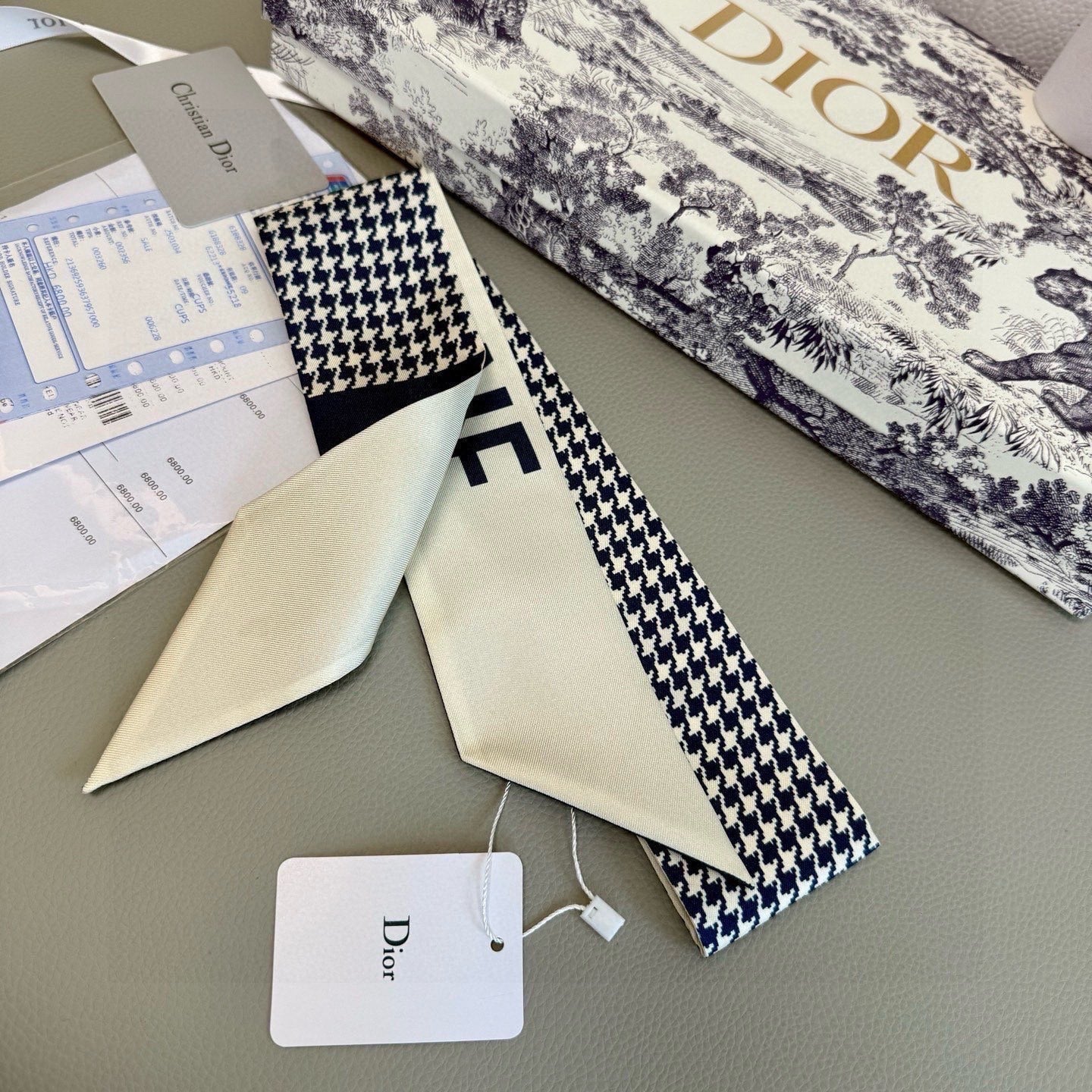 Dior 26s Scarf 100cm In Silk 313133