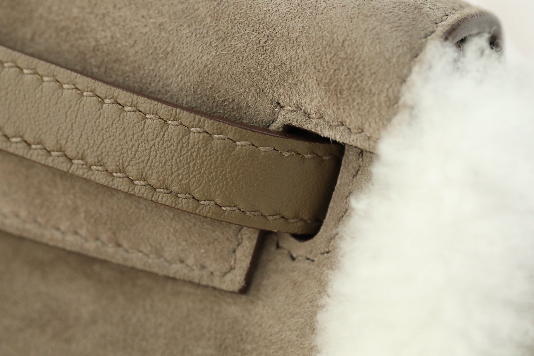 HM Teddy Kelly Bag 20cm Taupe Suede Shearing 284469