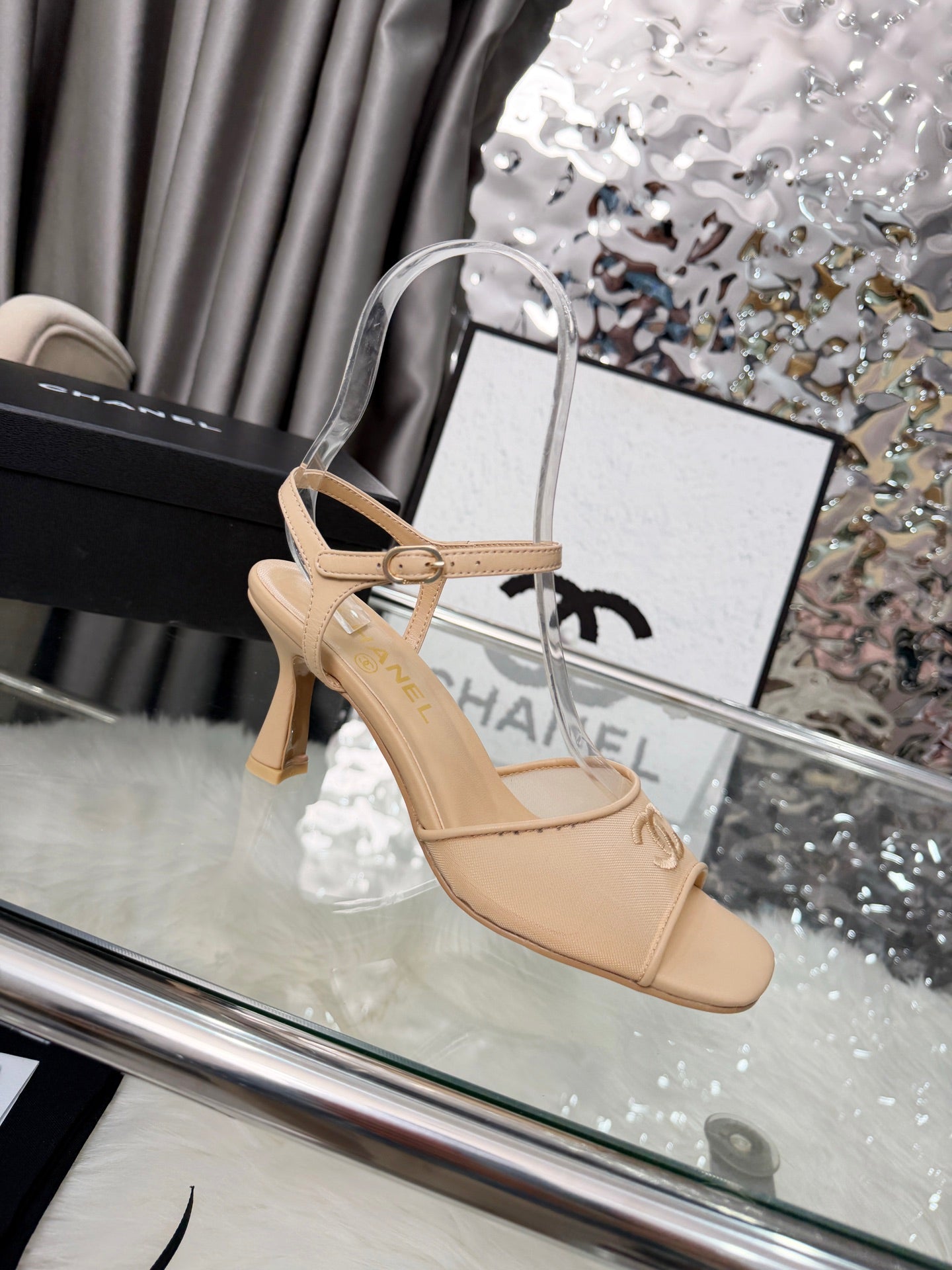 CC 2026B Métiers d'Art Sandals Beige Mesh Leather 970172