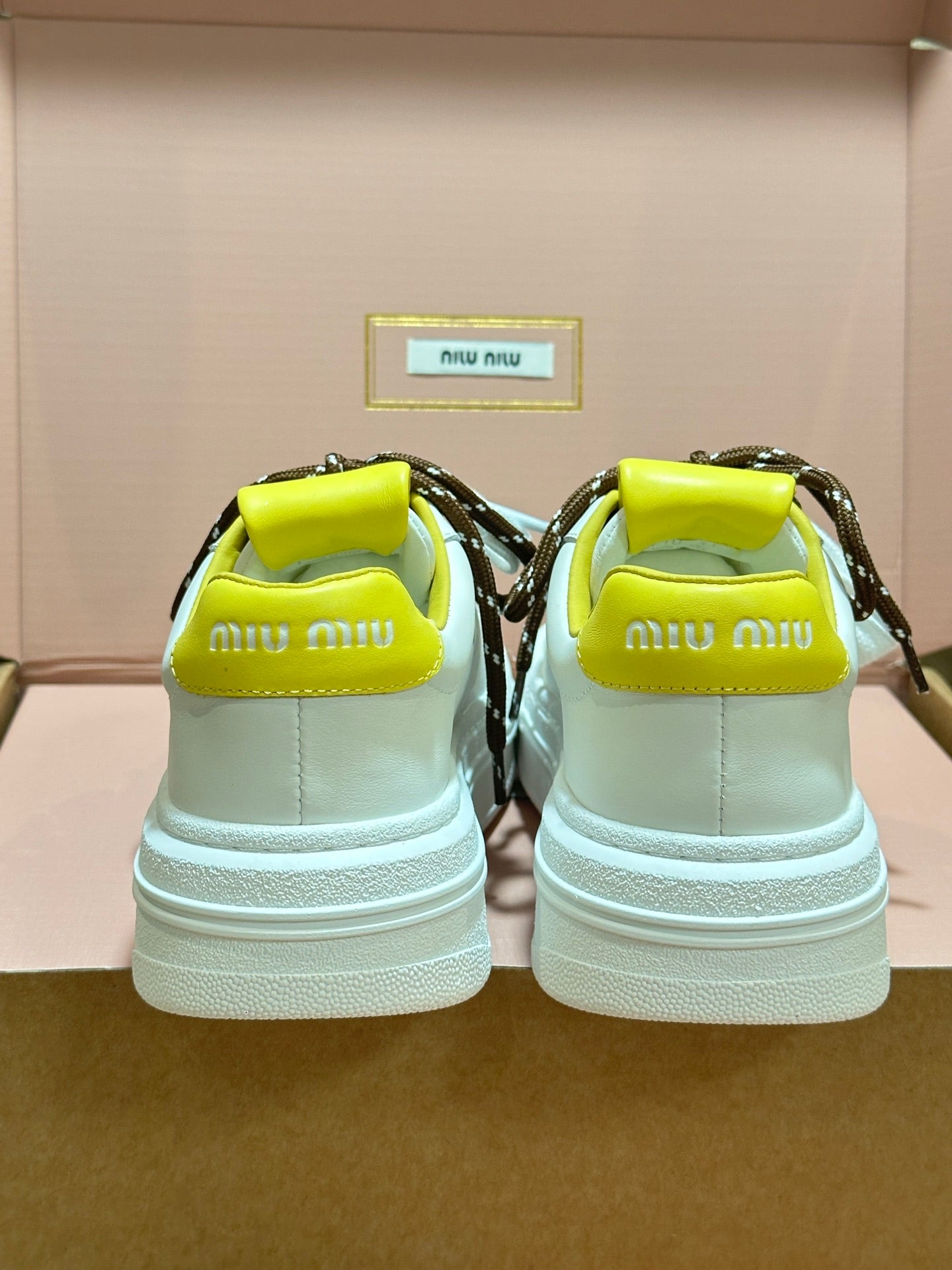 Miu Bleached Leather Sneakers White Yellow Leather 940989