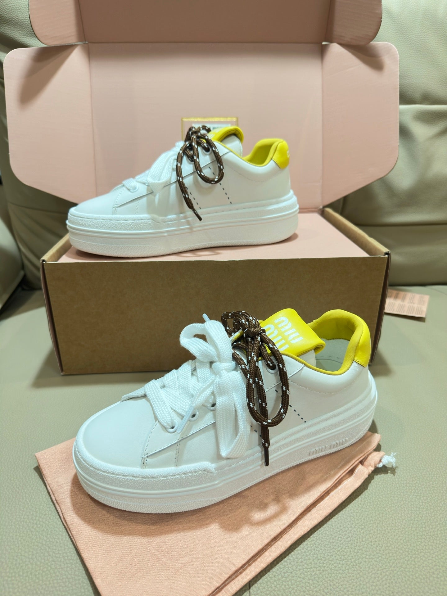 Miu Bleached Leather Sneakers White Yellow Leather 940989