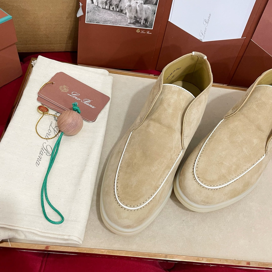LP Open Walk Ankle Boot In Beige Mix White Suede 978052
