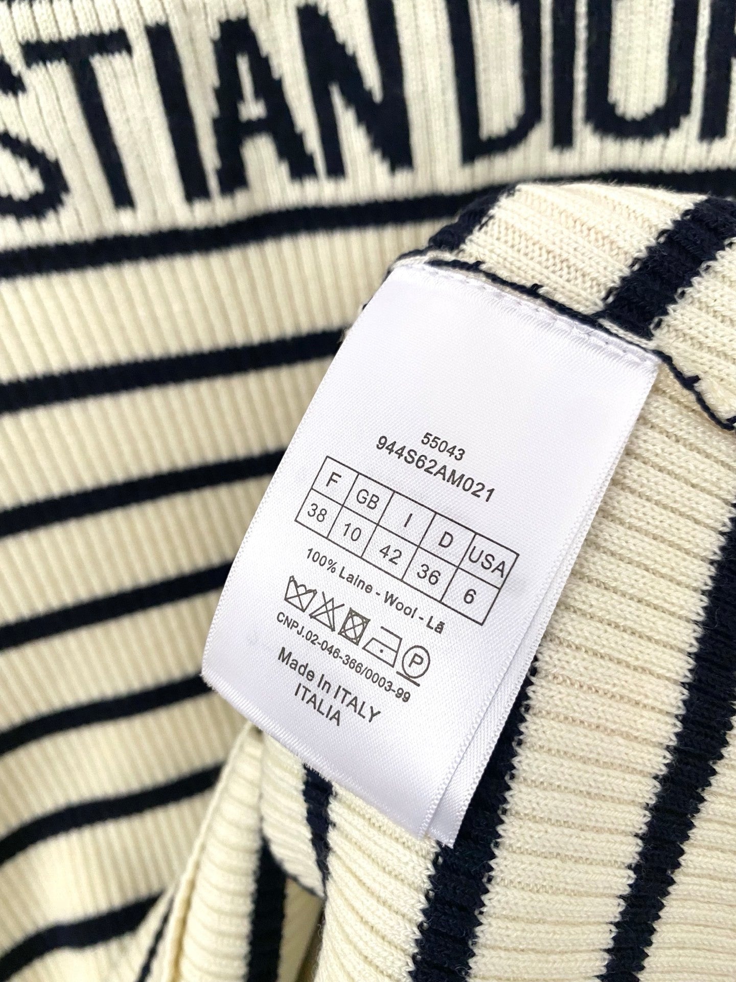 CD 25 Sweater Wool 279014