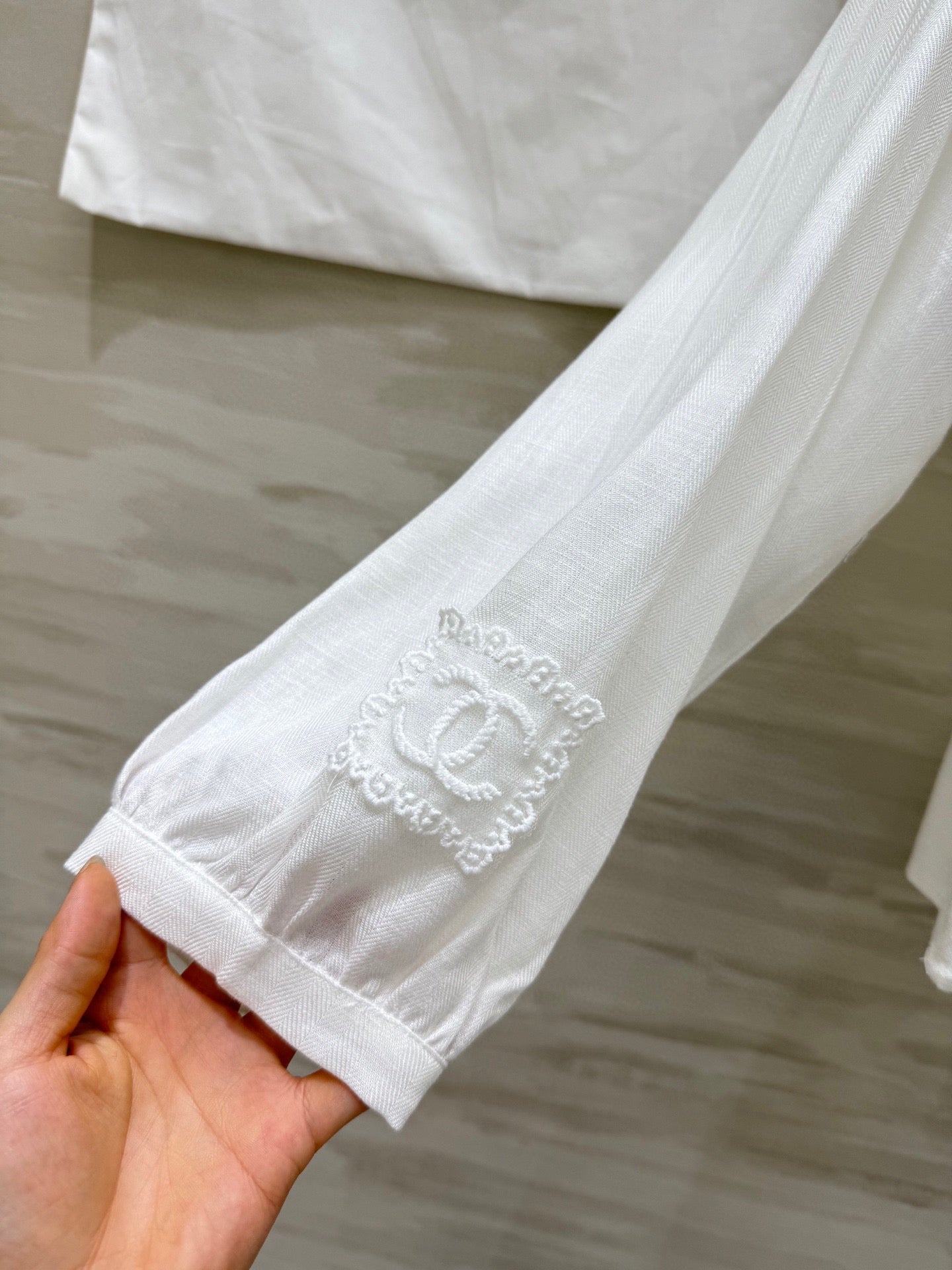 CC Pleated Shirt White Cotton Linen 343303