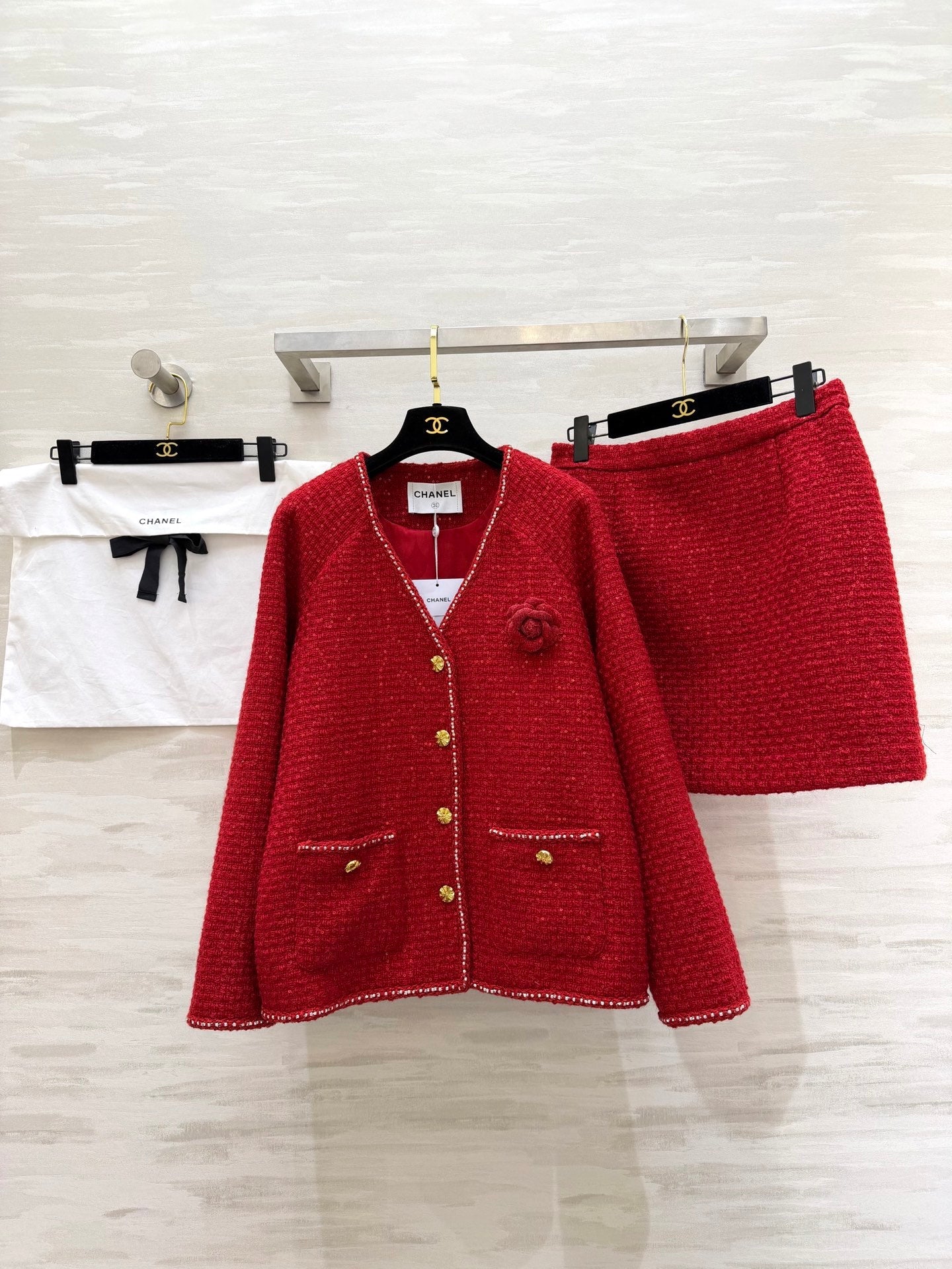 CC 26s Set Red Woven Tweed 344766