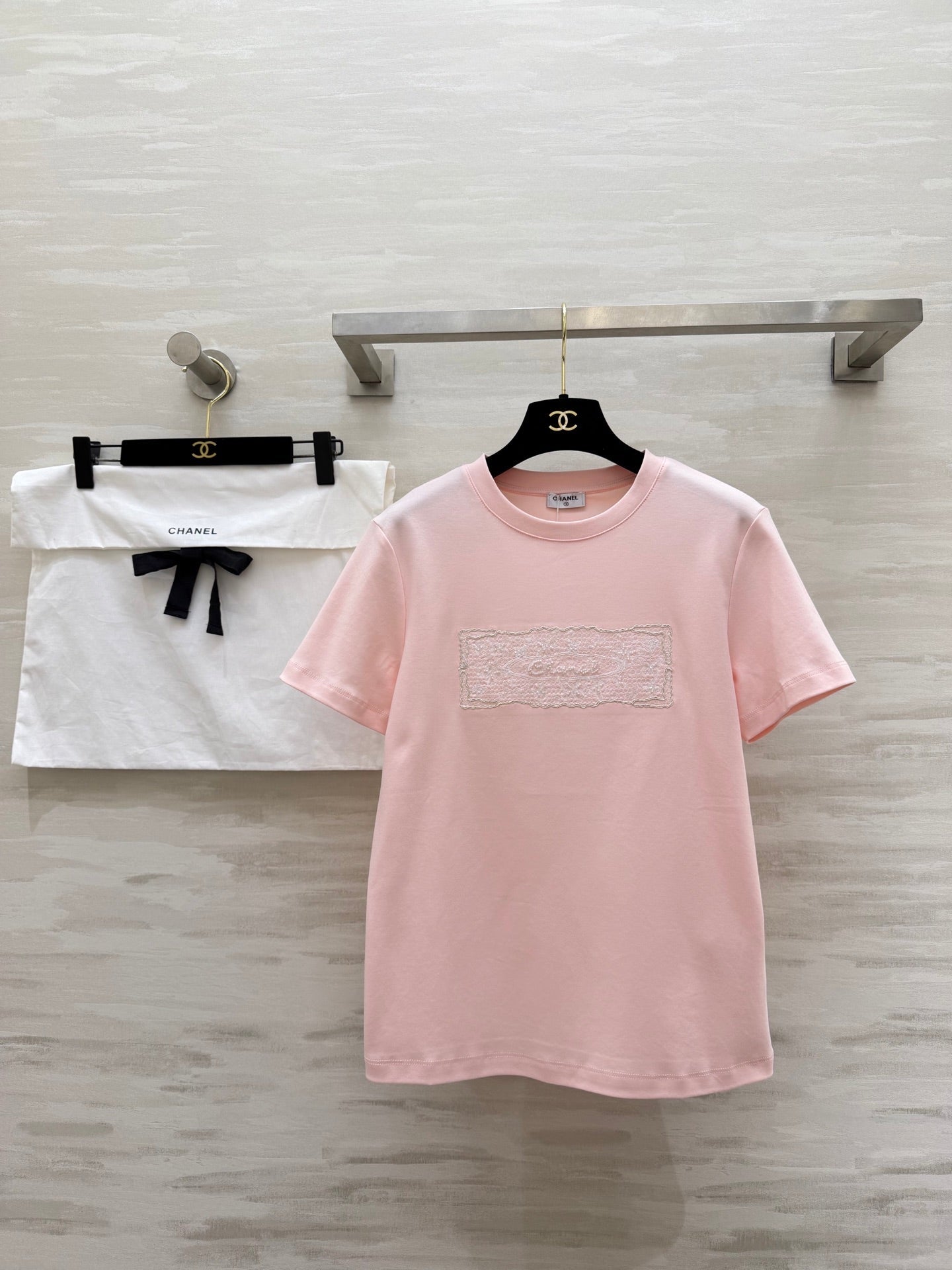 CC 26s Embroidered T-Shirt Light Pink Cotton 363665