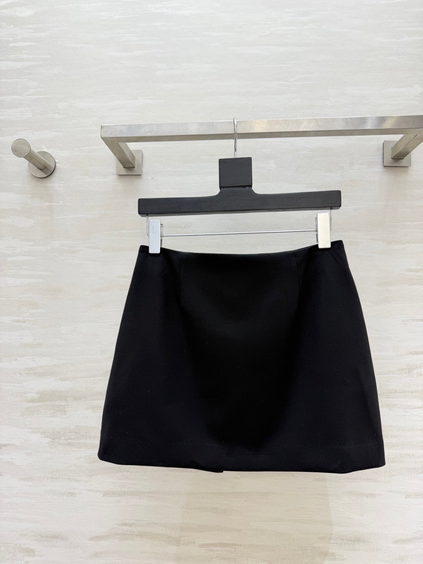 HM 26s Short Skirt Black Cashmere Leather 363599