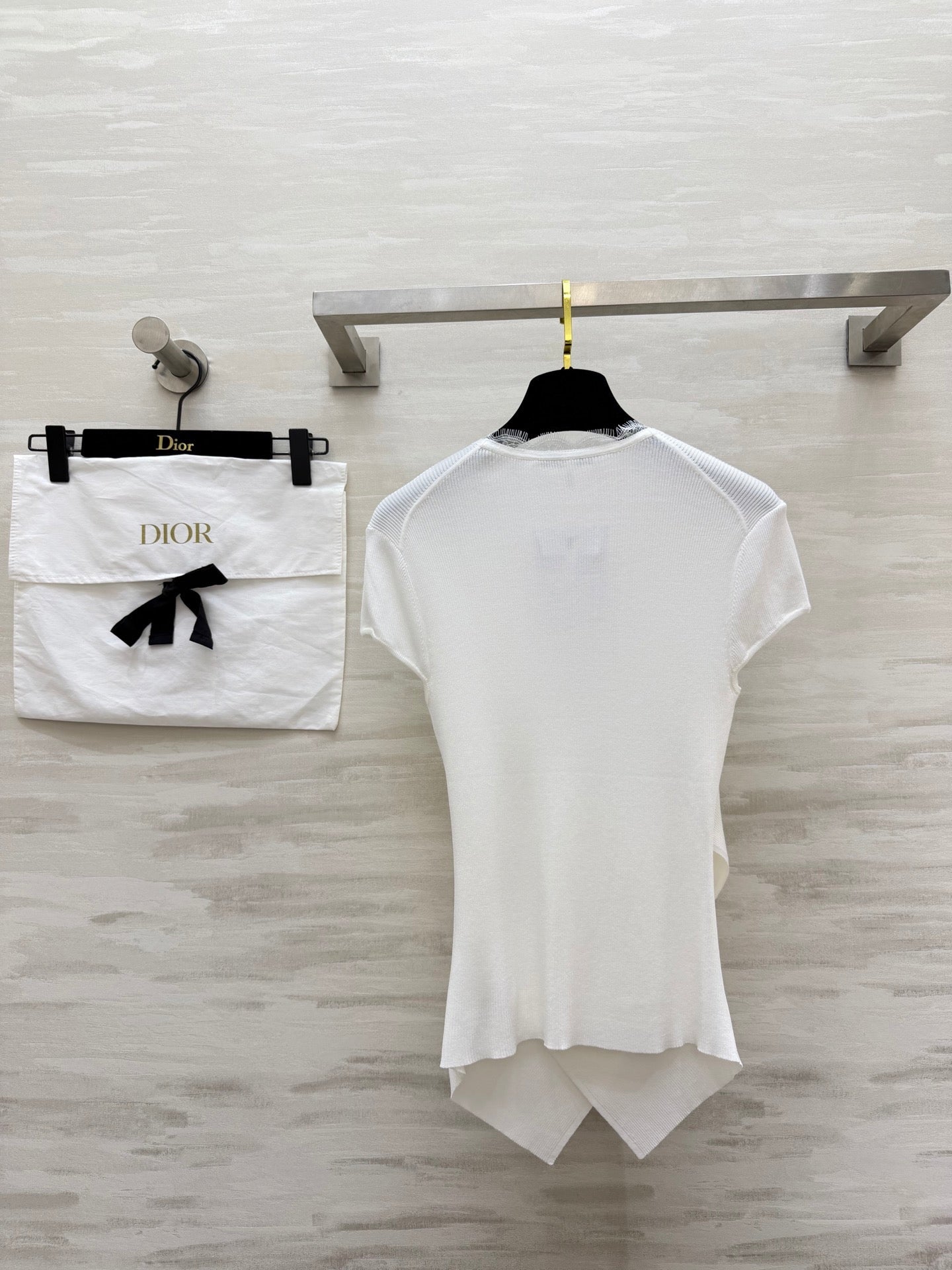 CD 26s Cross-Over Top White Wool 363569