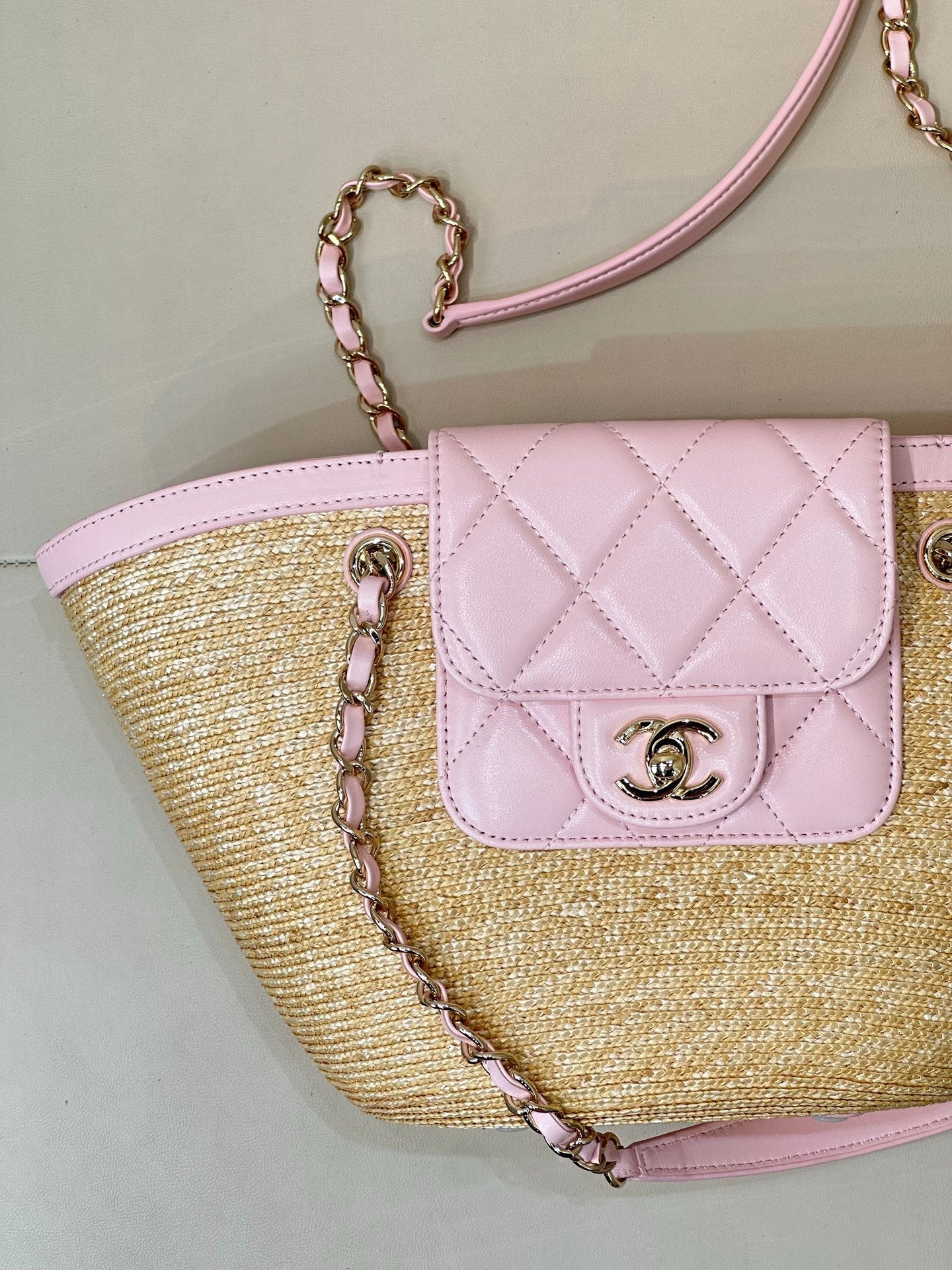 Chanel 2026 Shopping Bag 40cm Beige PInk Straw Lambskin