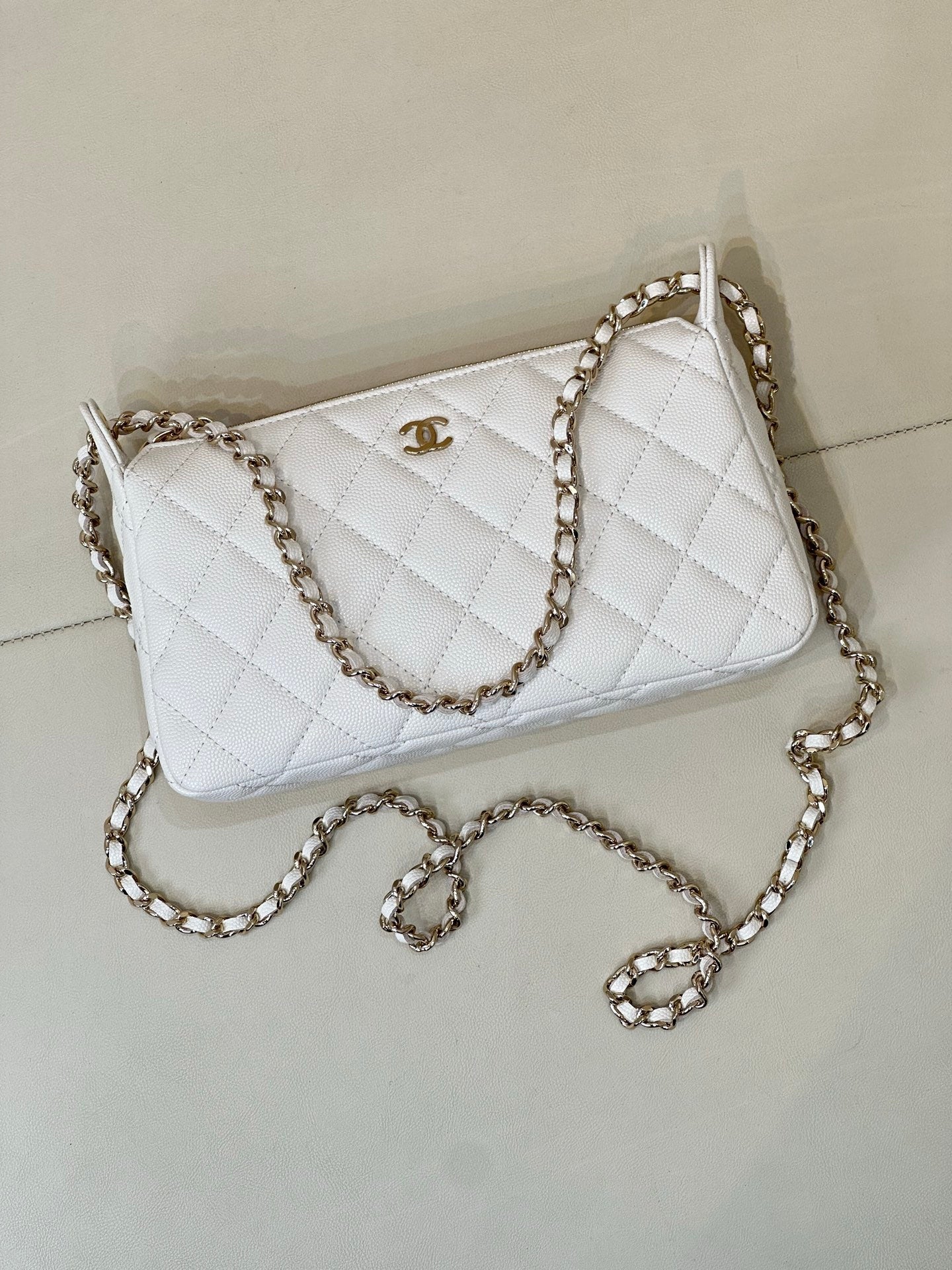 Chanel 26C Hobo Clutch White Caviar Leather