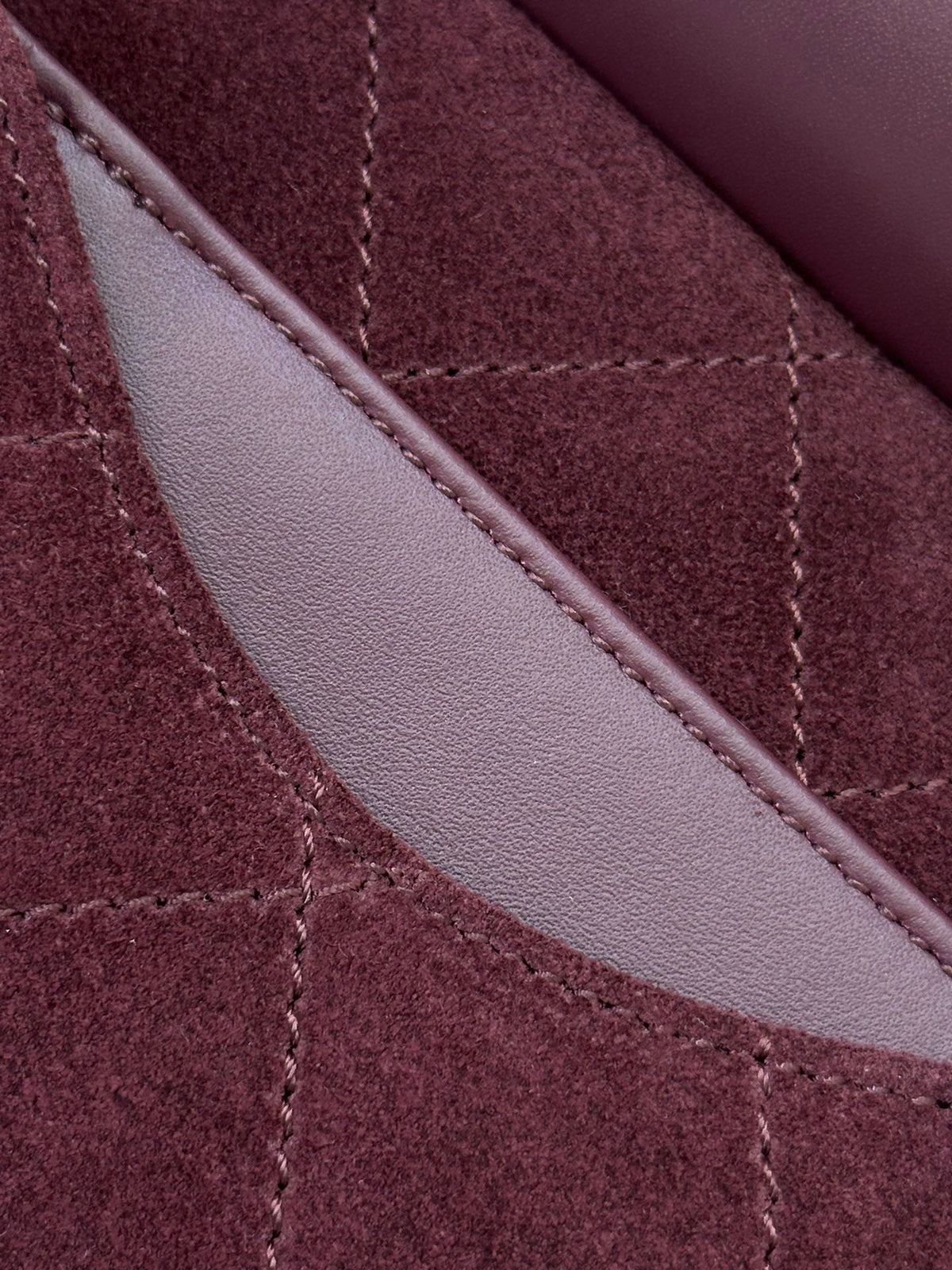 CC 26s Large Hobo Bag Burgundy Quilted Suede 996770 GHW
