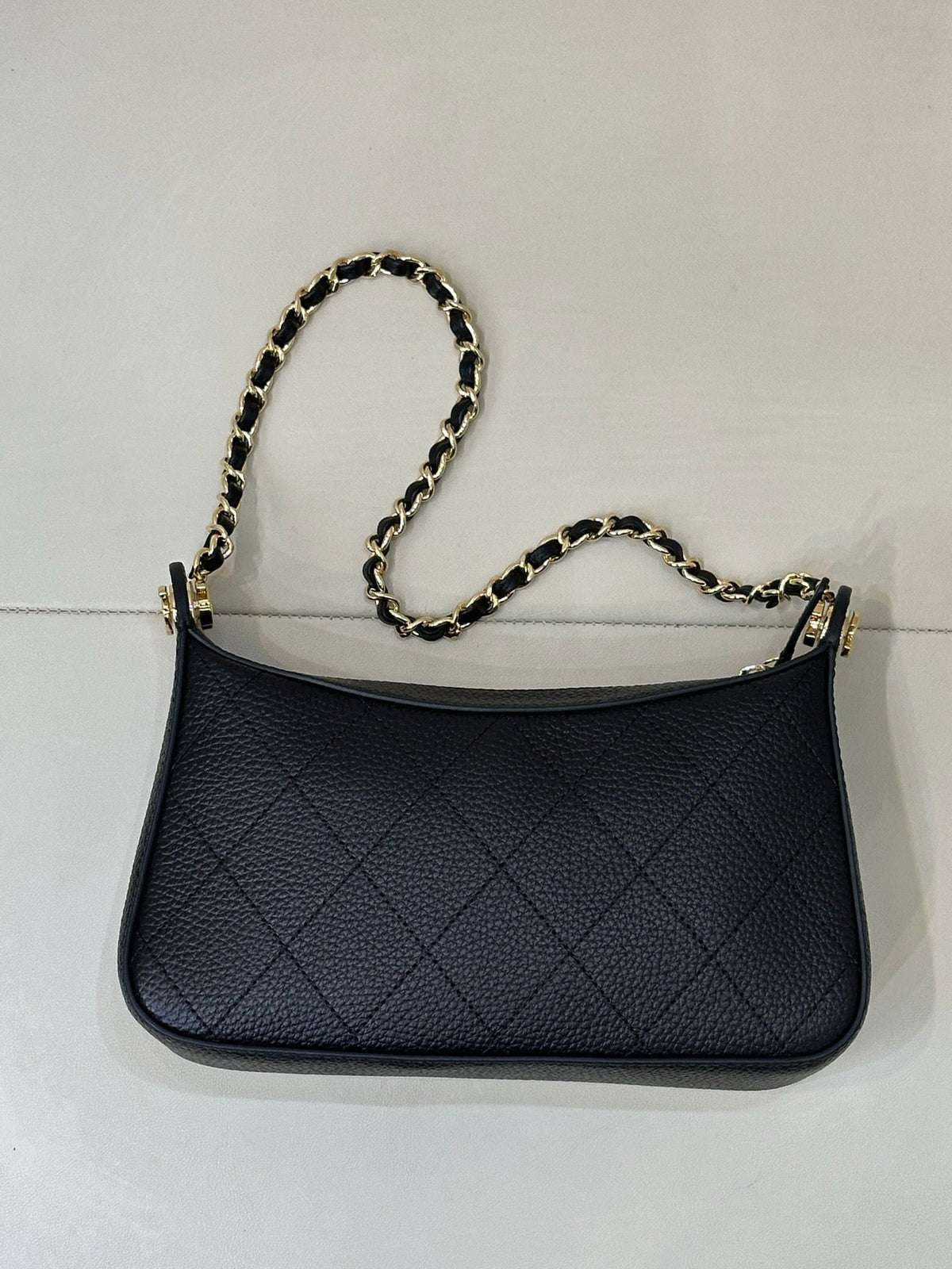CC 26s Crescent Moon Armband Bag Grained Calfskin 996783
