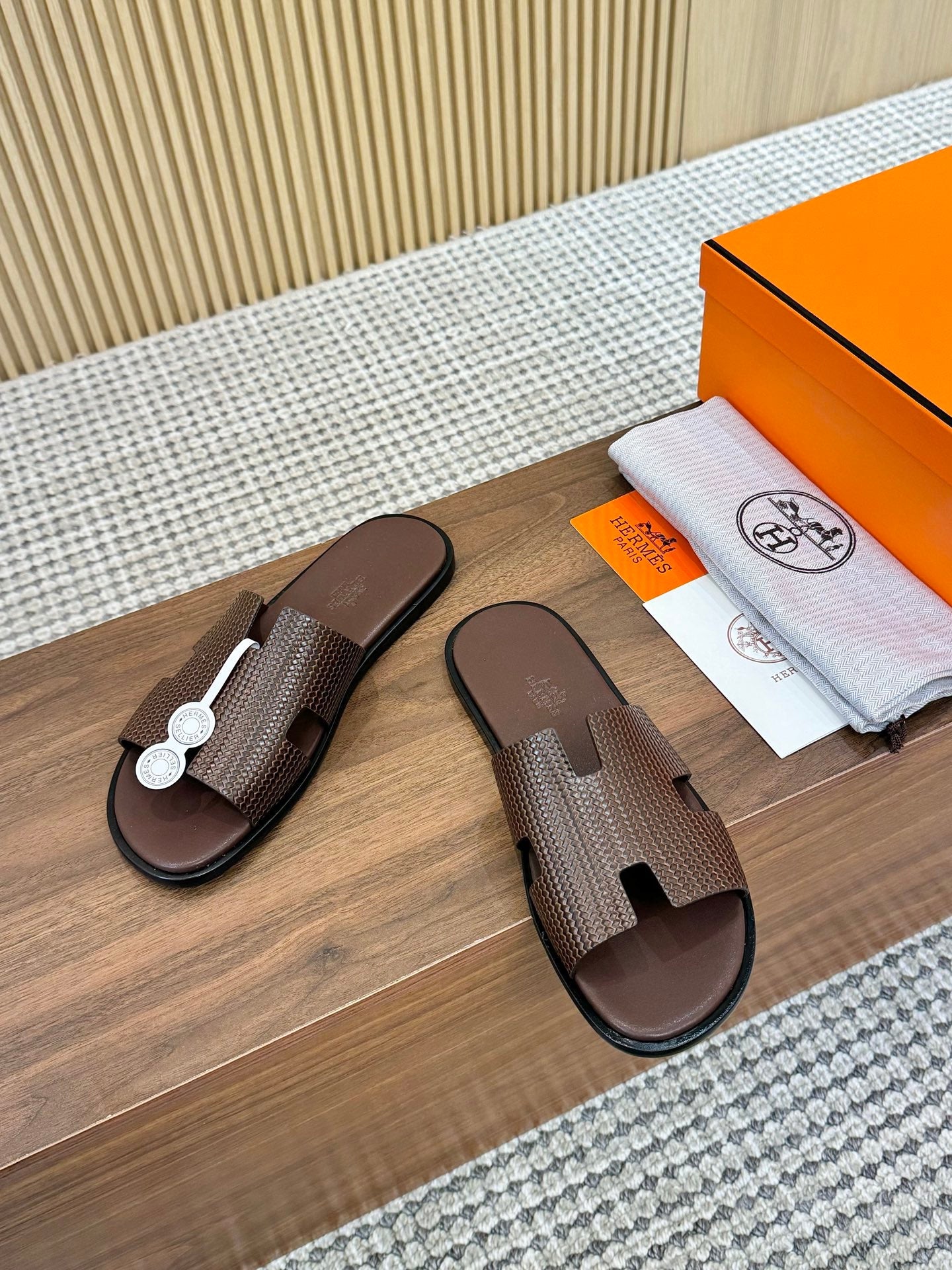 HM Izmir Sandals Coffee Embossed Leather 799283
