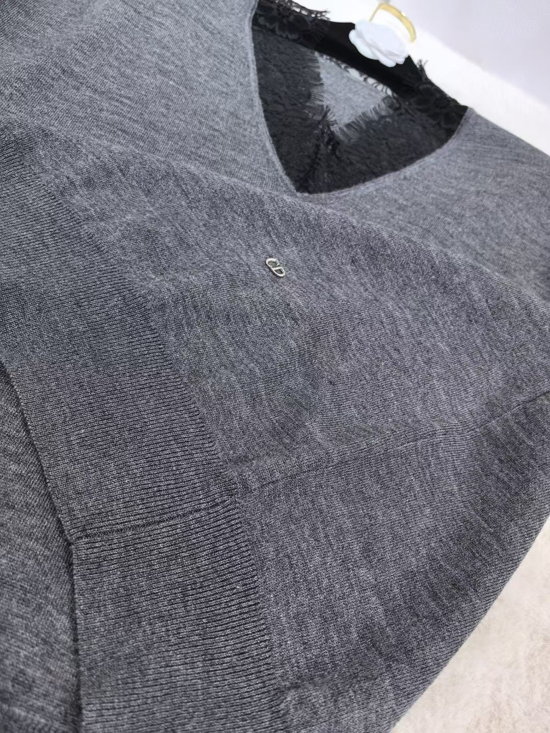 Dior 2026 Lace Trim V-Neck Pullover Sweater Wool Blend 438219
