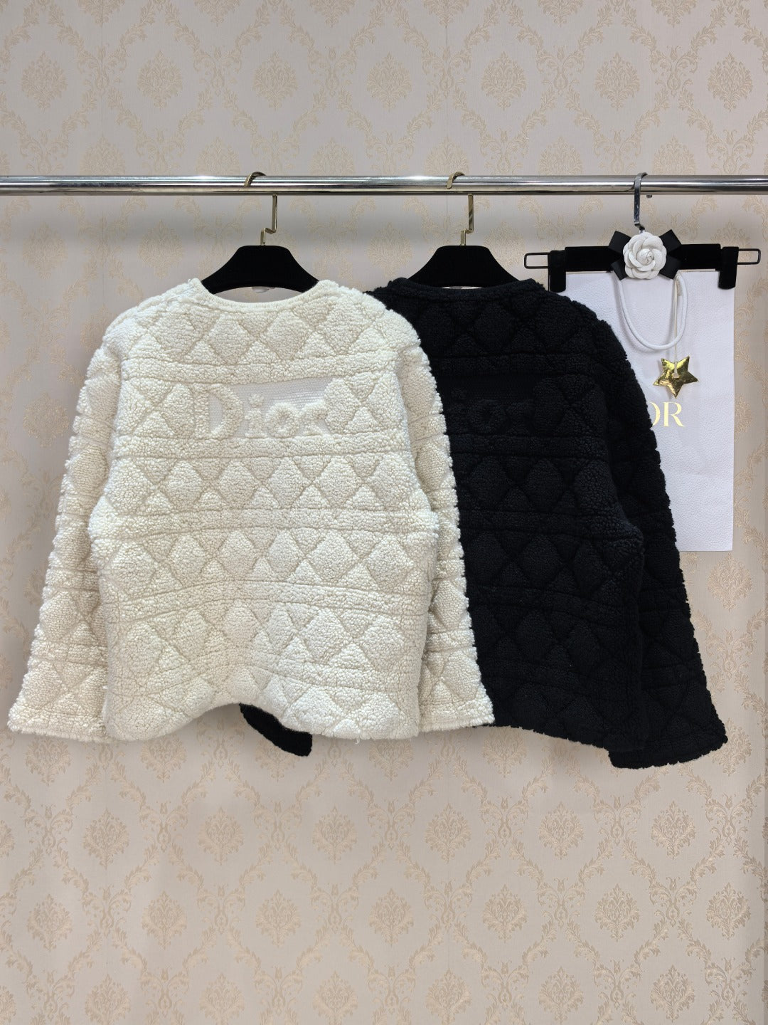 Dior 26s Cardigan White Black Knit 448114