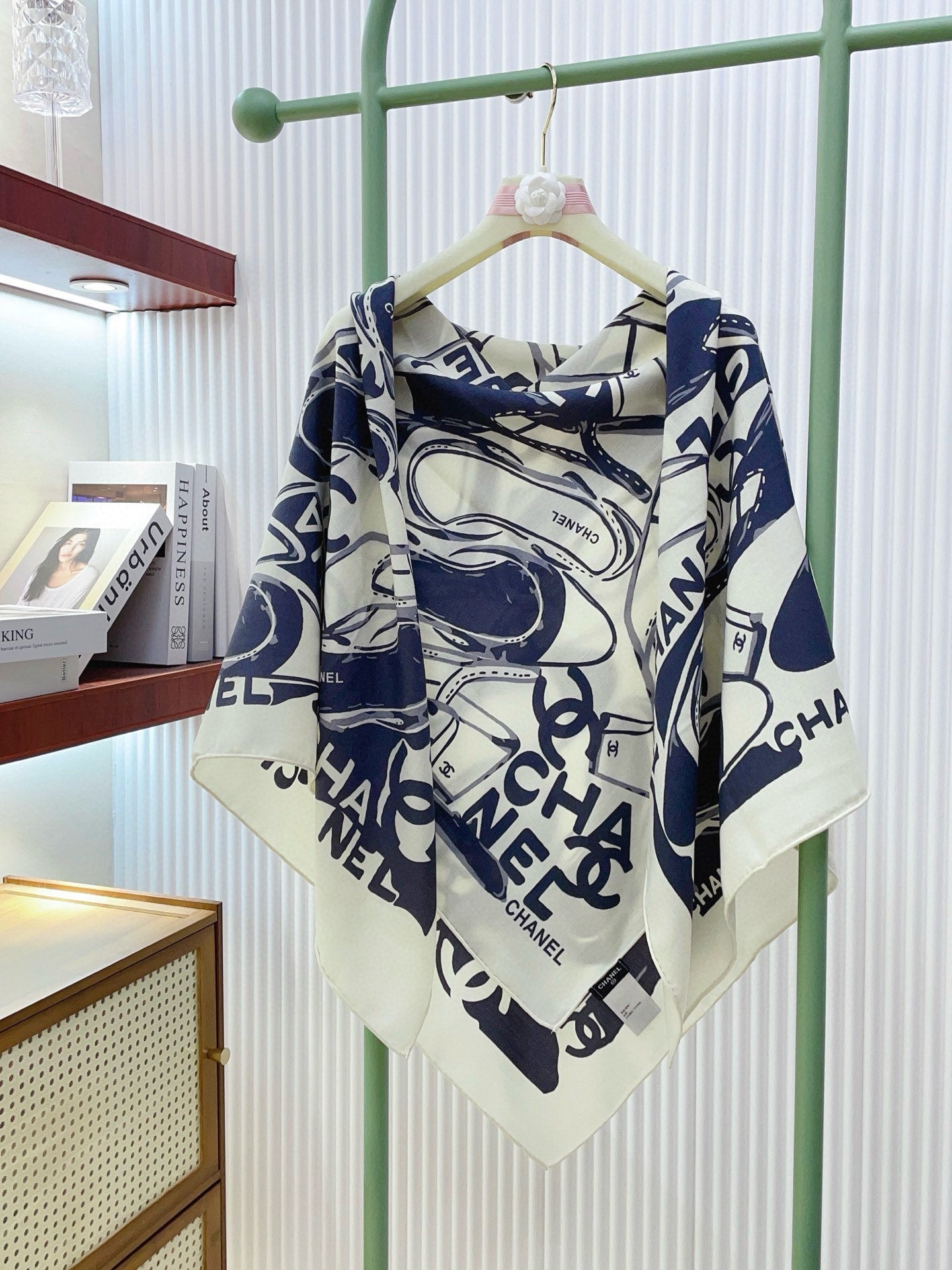 CC Double-Sided Scarf 140cm Navy White Silk Cashmere 150385