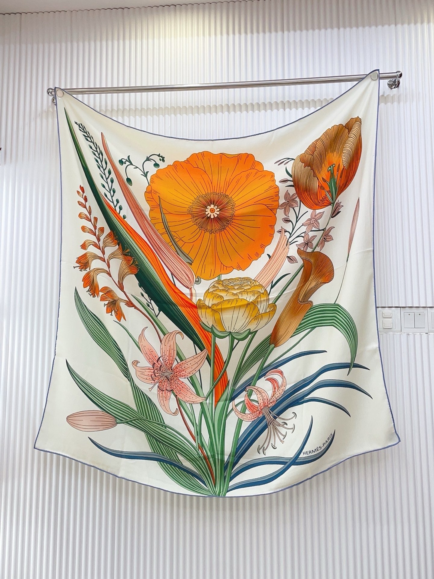 HM Bouquet Final Scarf 90 White Silk Cashmere 139461