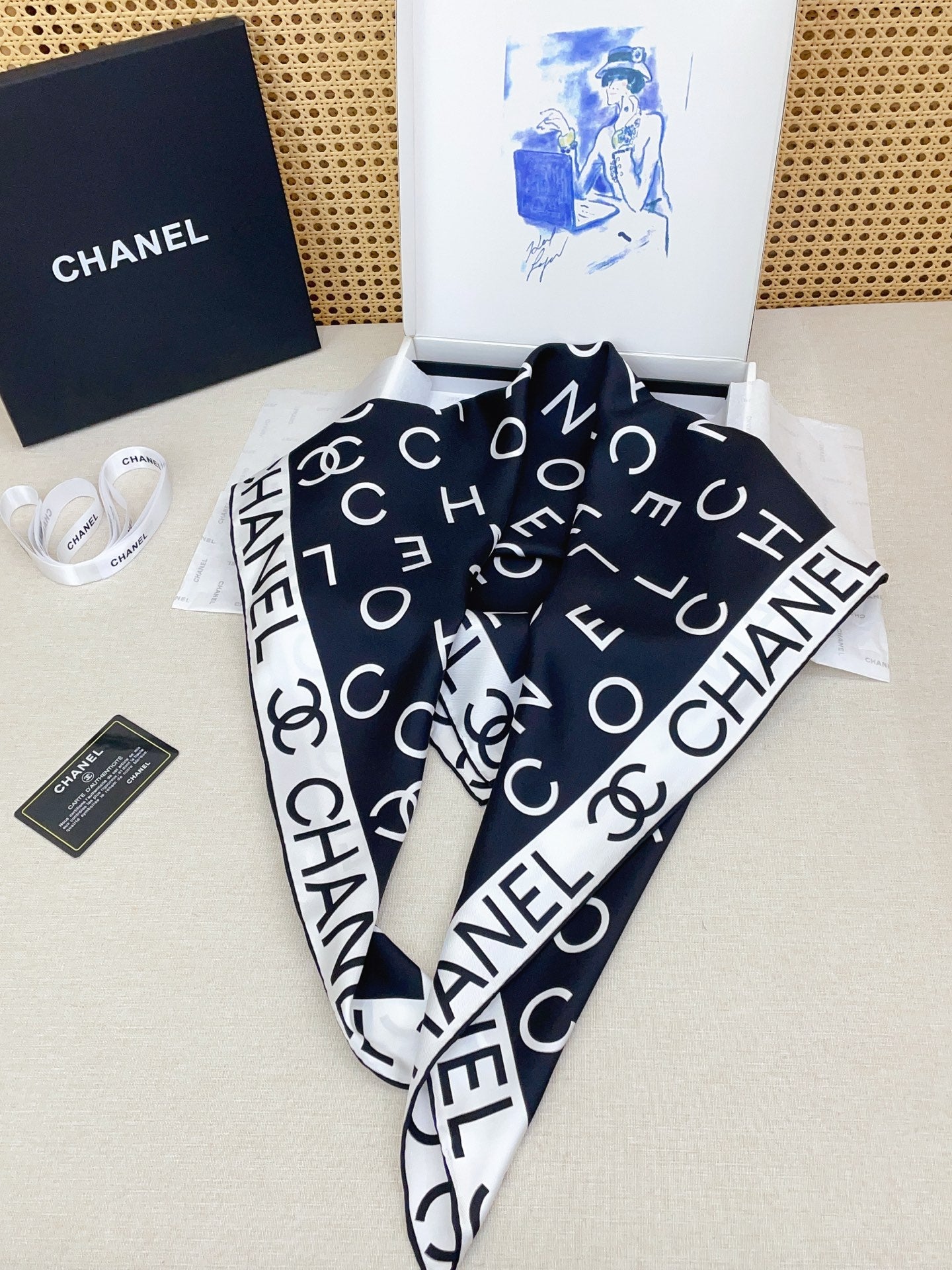 CC Double-Sided Scarf 90cm Black White Logo Twill Silk 150371