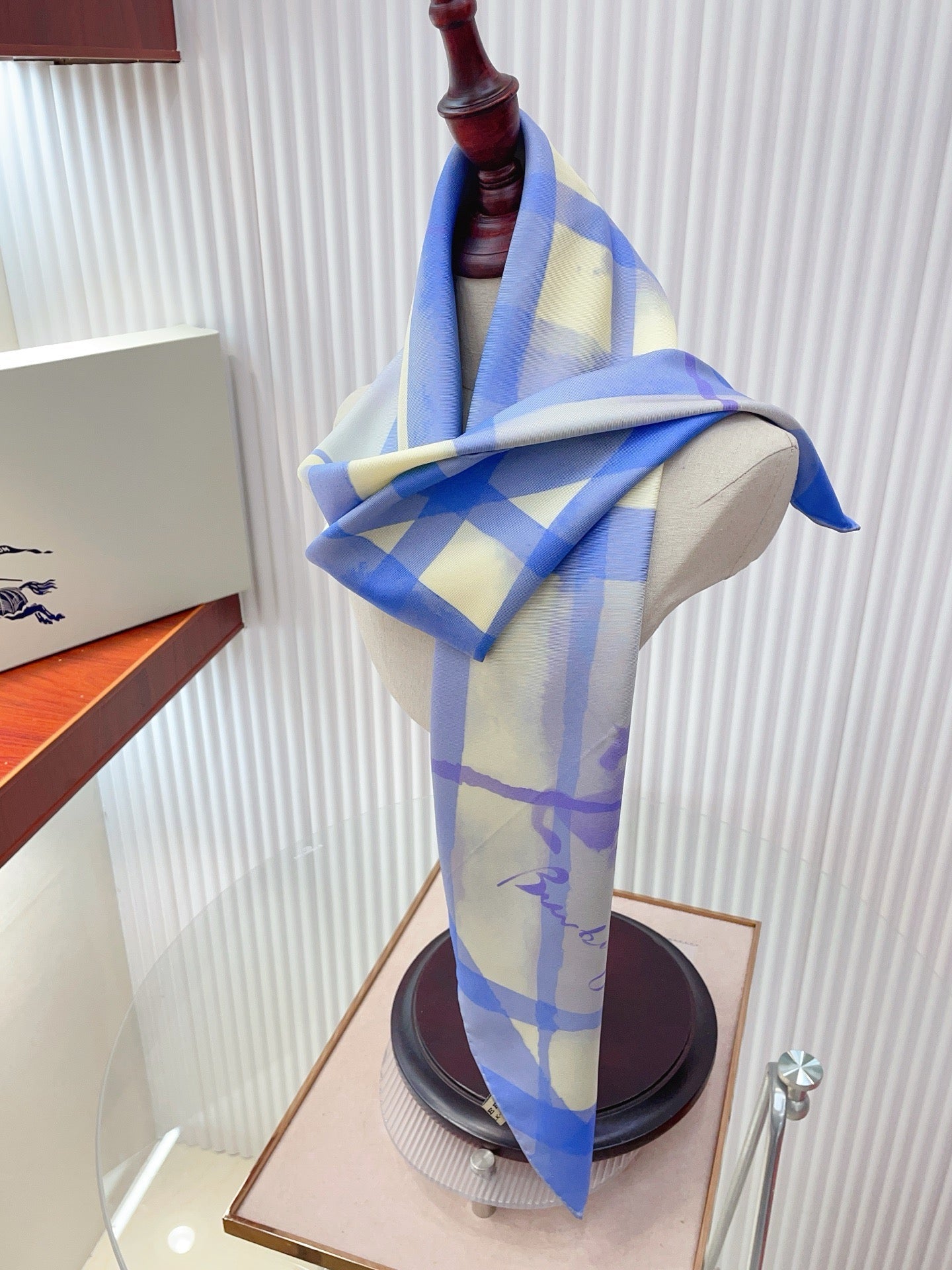 Burberry Watercolour Scarf 90x90 Blue Colorful Twill Silk 223487