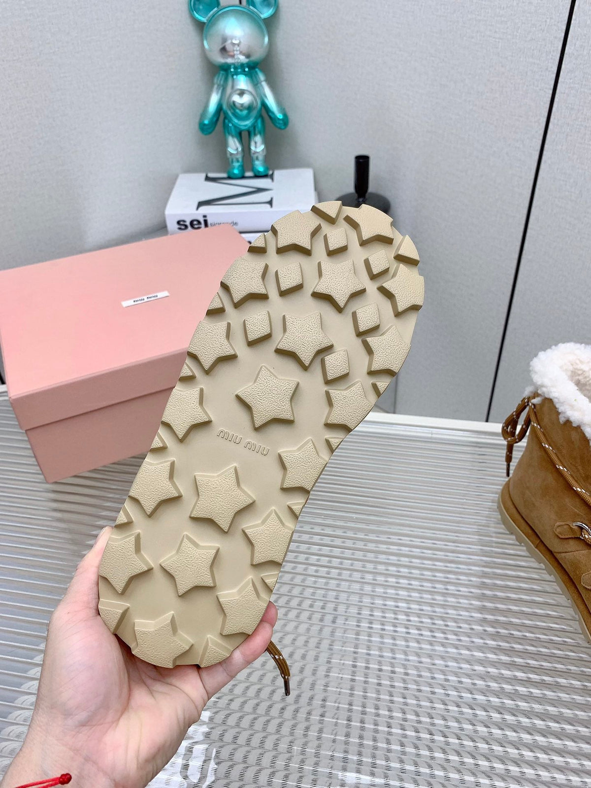 Miu 26s Suede Shearling Snow Boots Tan 160277