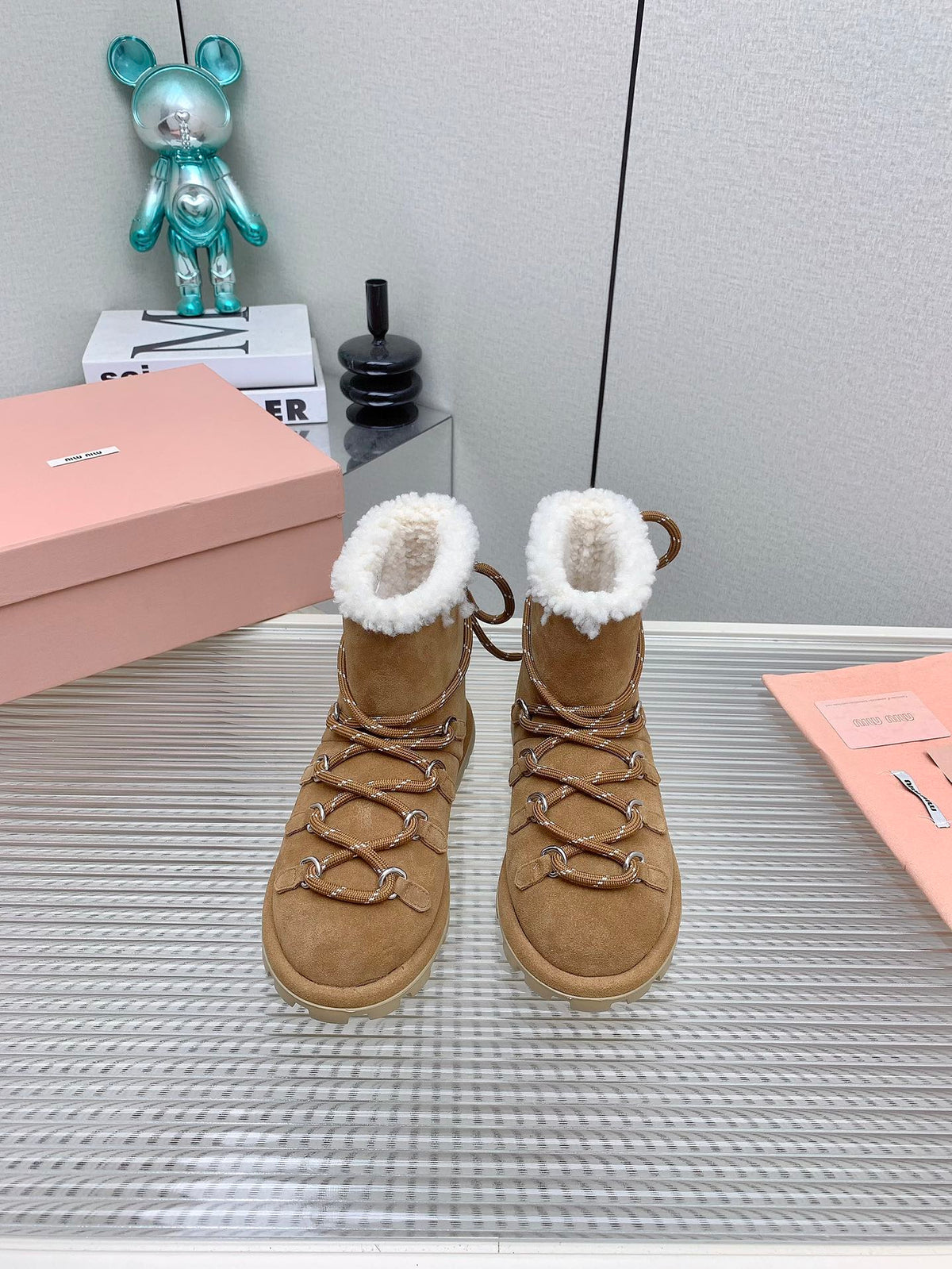 Miu 26s Suede Shearling Snow Boots Tan 160277