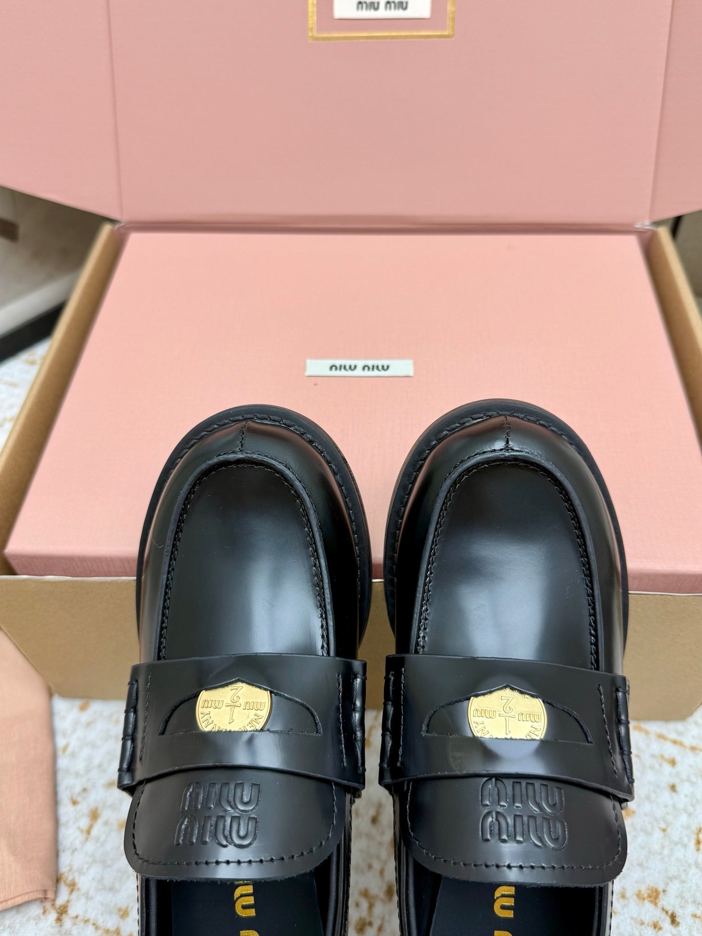 Miu Vintage-Effect Penny Loafers Black Leather 791004