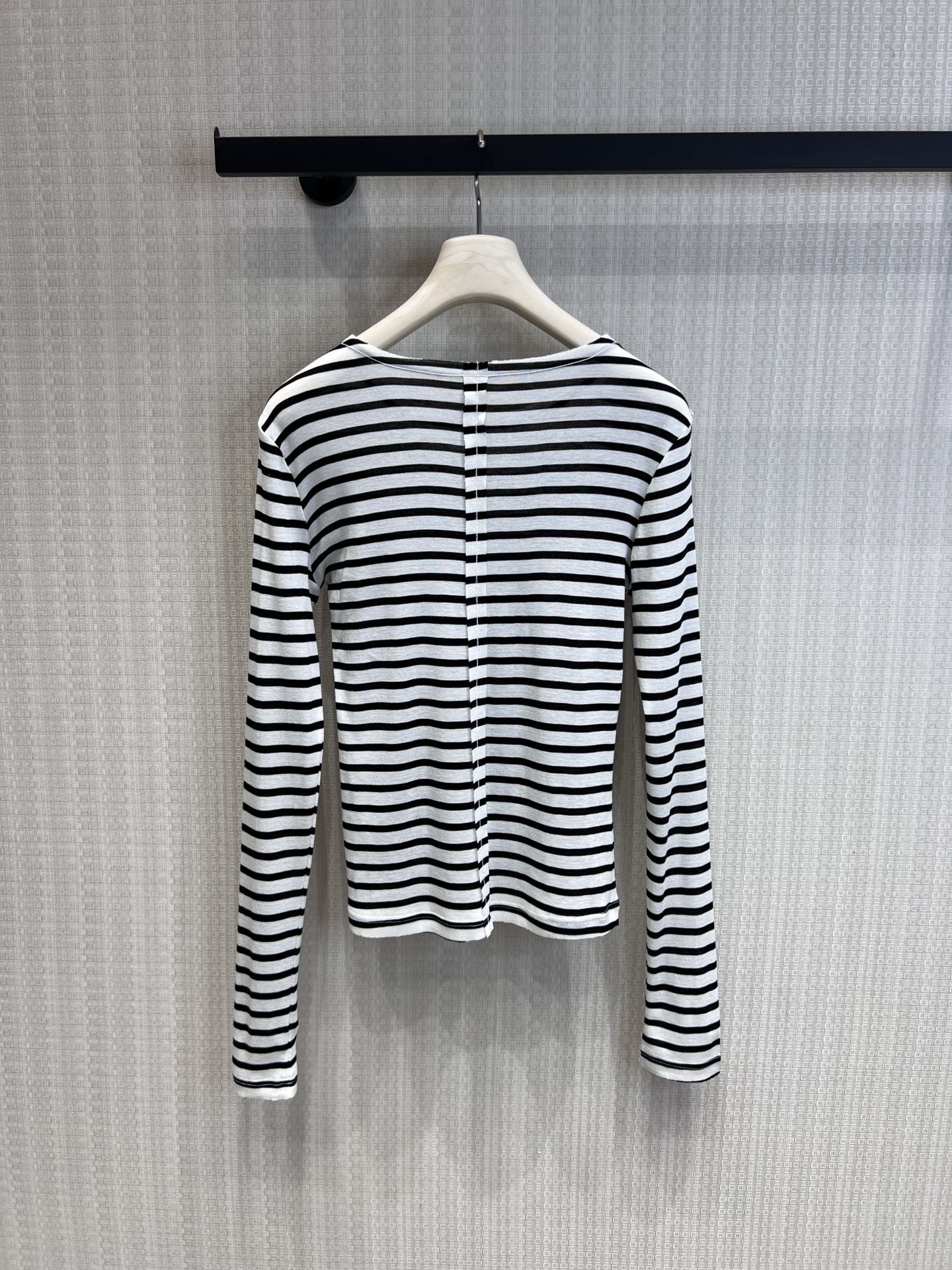 Miu 26s Long-Sleeved Top Black White Cotton 370126