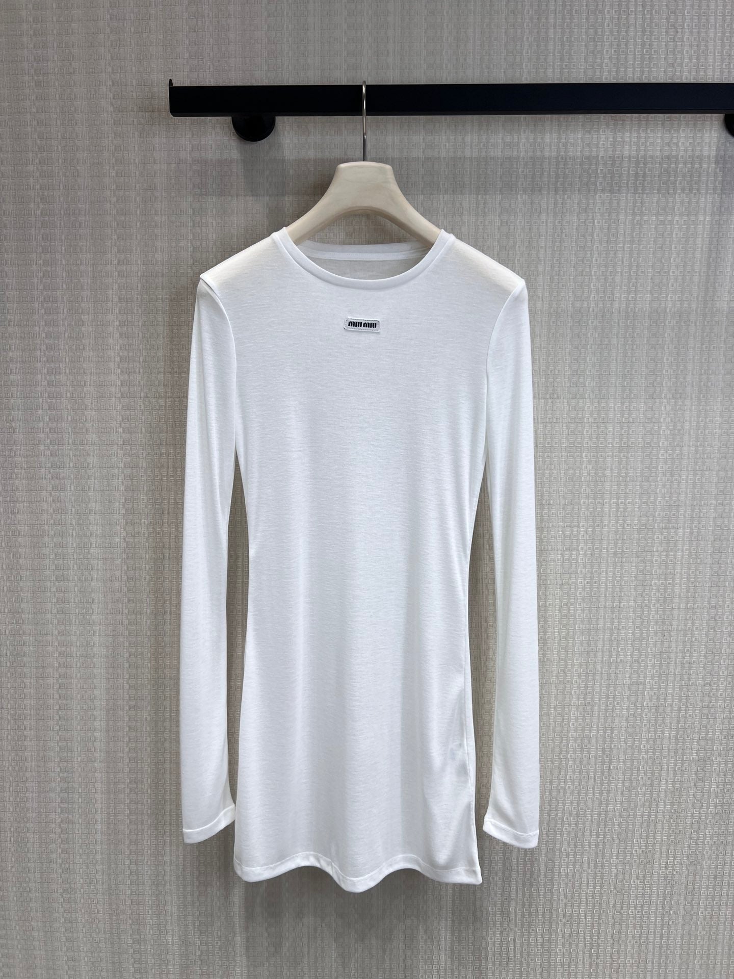 Miu 26s Thin Long-Sleeve T-Shirt White Cotton 370119