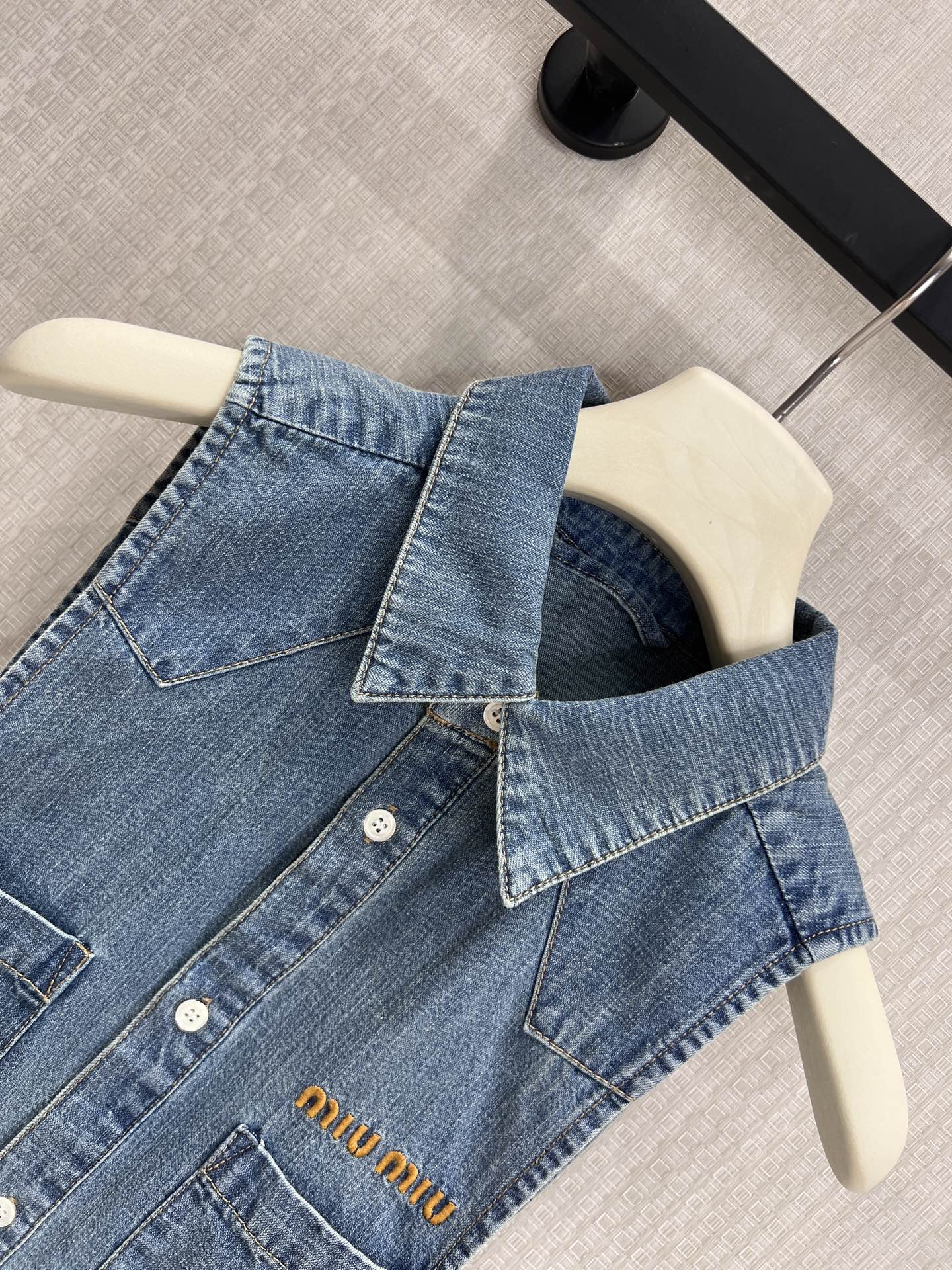 Miu Cropped Chambray Tie Shirt Sapphire Blue Denim
