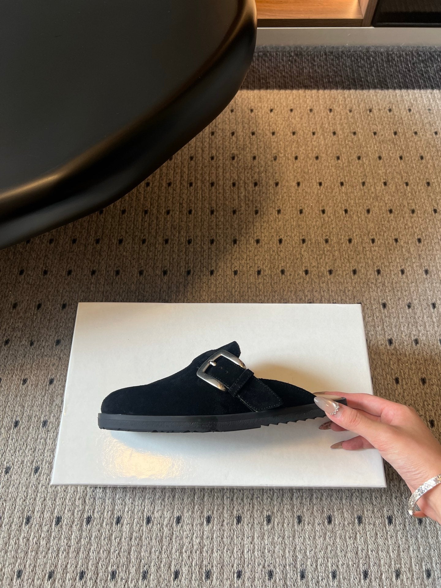 Maison Margiela Tabi Buckle-Fastening Mules Black Suede 803621