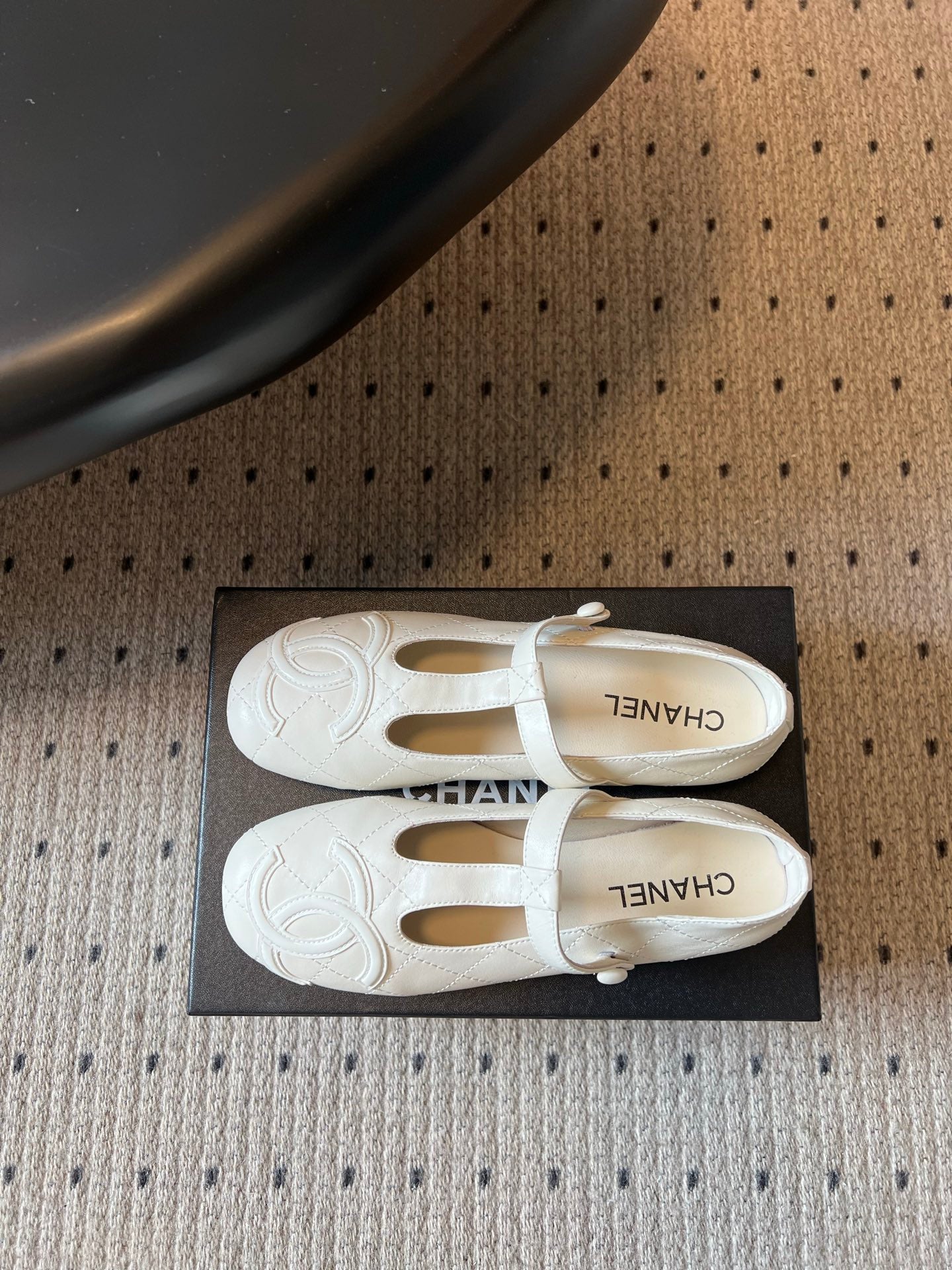 CC 26s Ligne Cambon Mary Jane Flats Cream Lambskin 984334