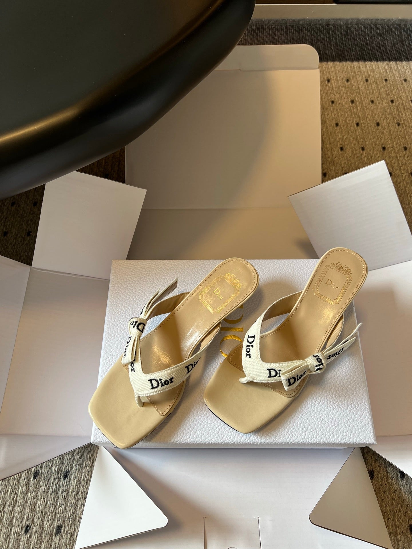CD 26s Dway Thong Sandal Cream Cotton Lambskin 918054