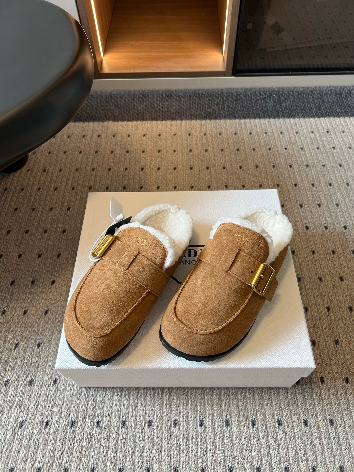 Prada 26s Clogs Brown Suede Shearling 971694