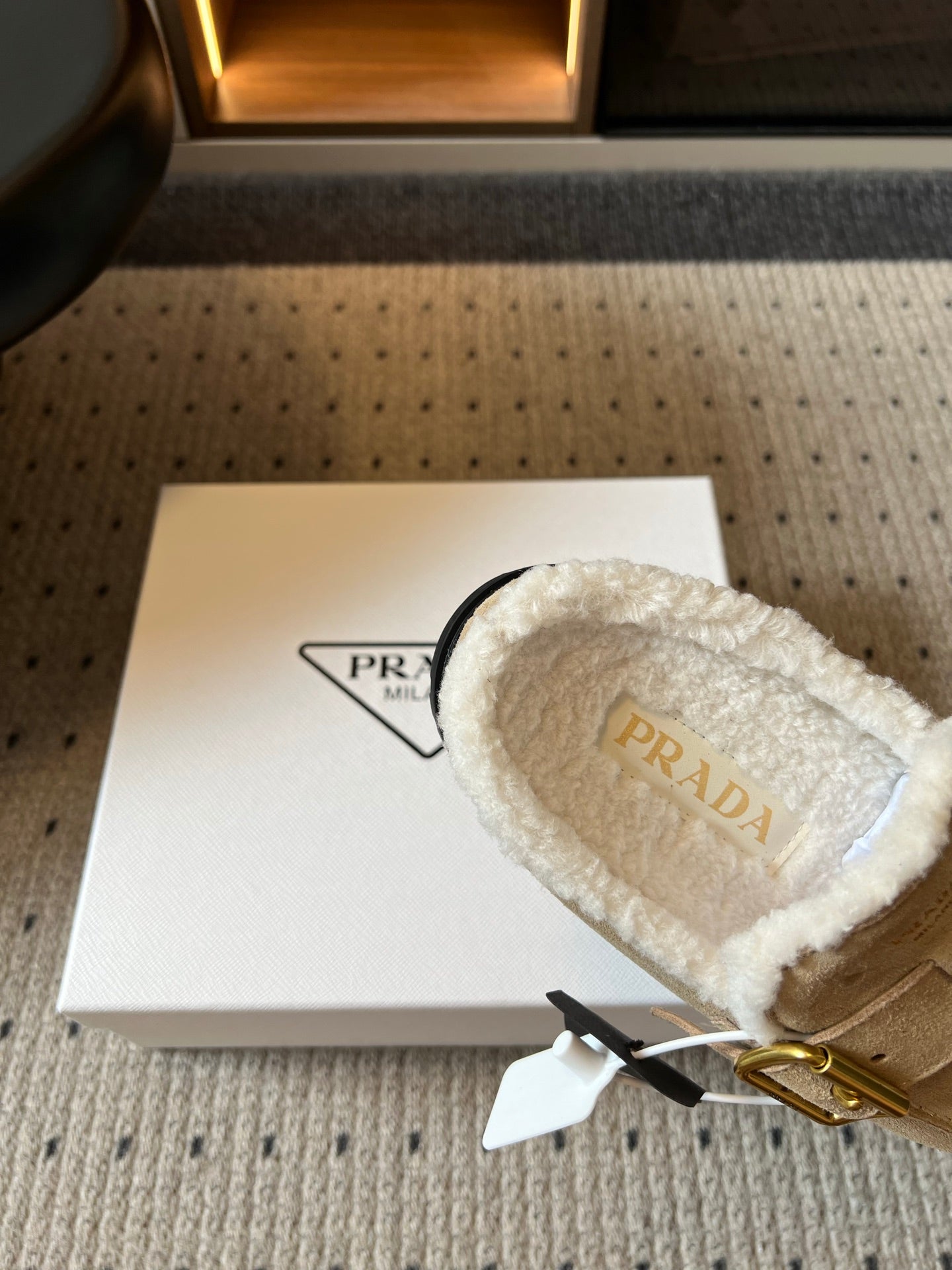 Prada 26s Clogs Desert Suede Suede Shearling 971698