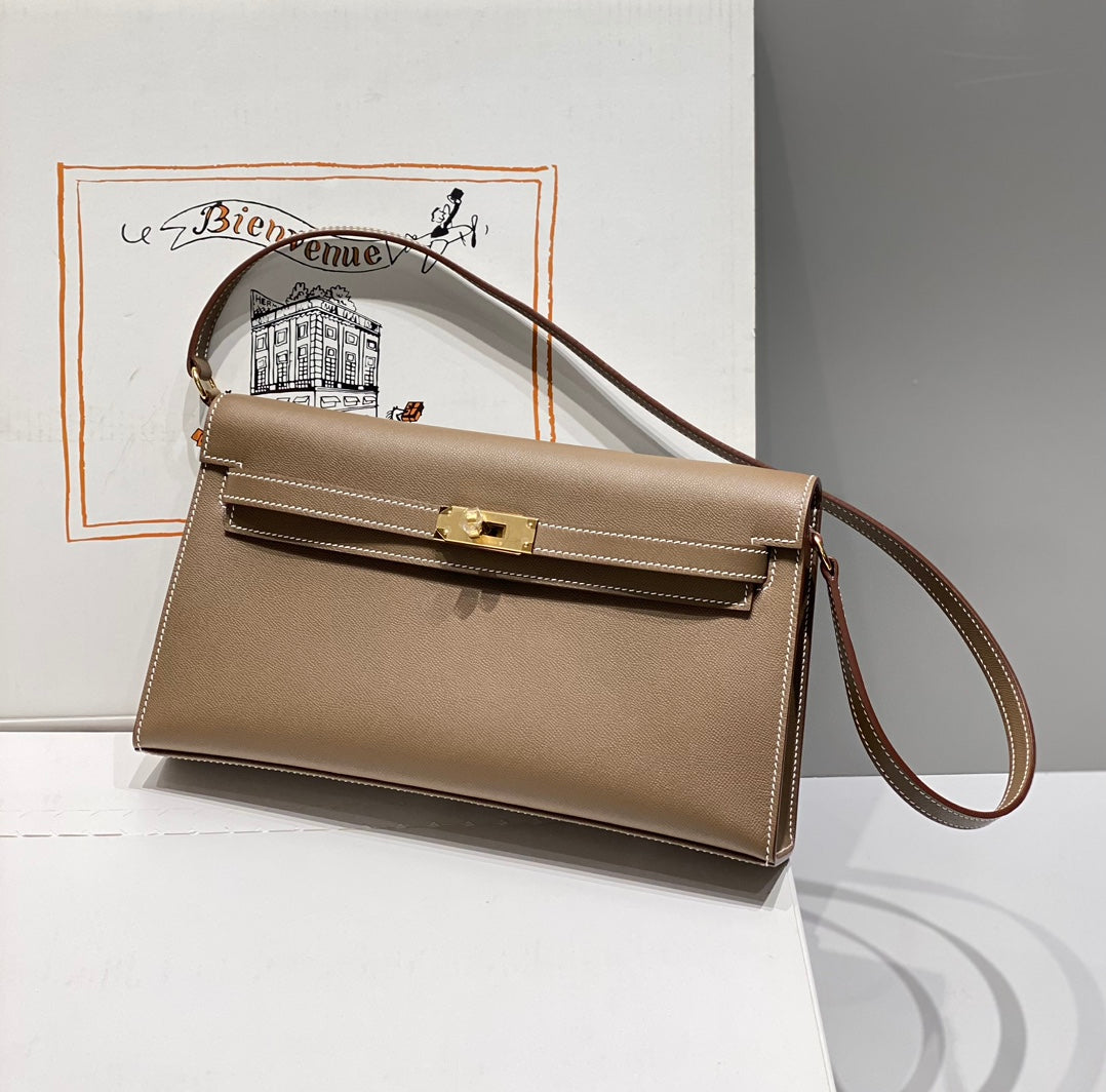 HM Kelly Elan 27cm Brown Leather Ghw