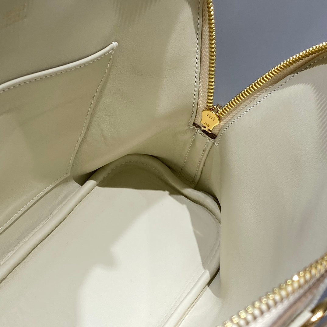 HM Bolide 25 White Epsom Leather Gold Hardware 237407