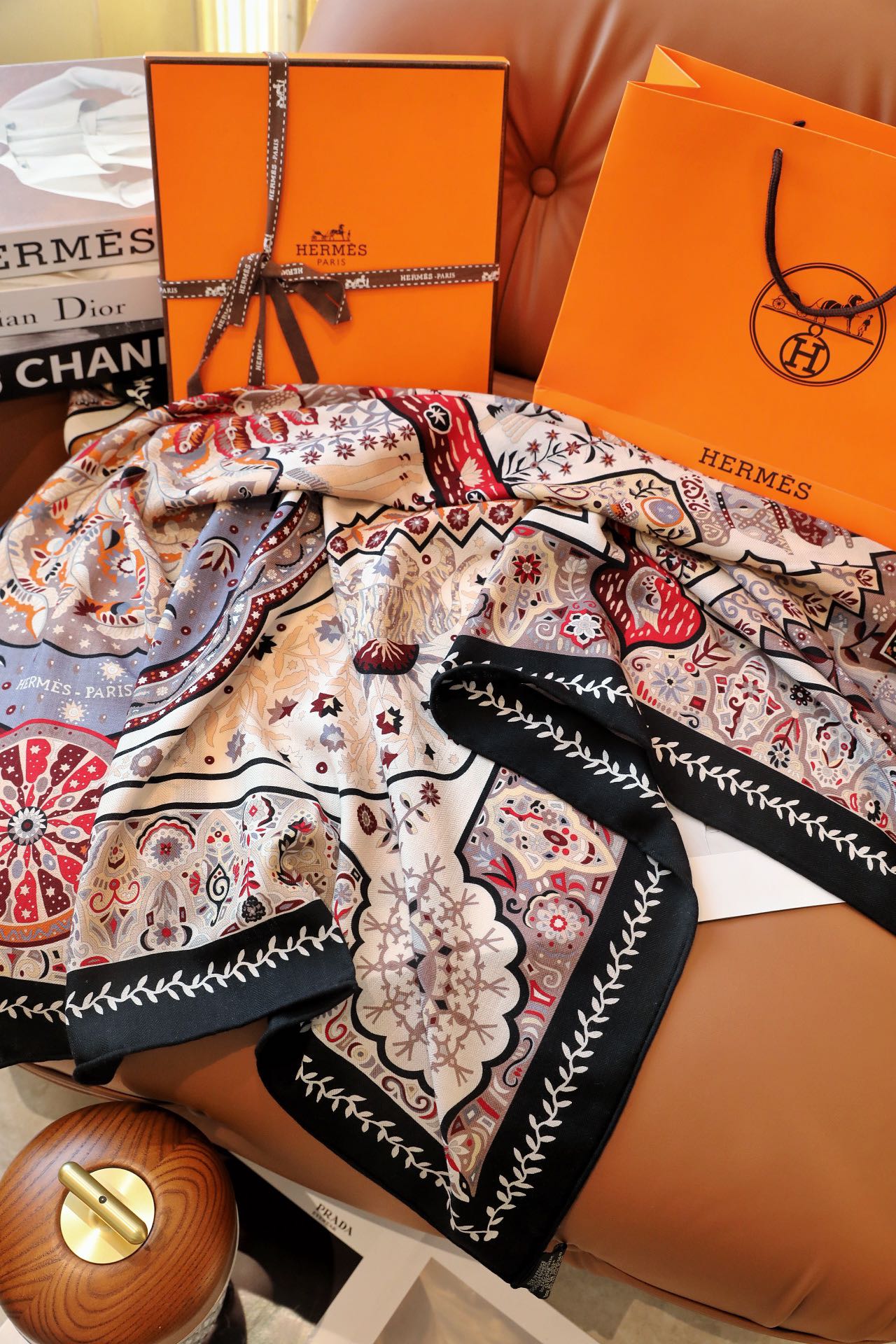 Square Scarf 135 CM Colorful Cashmere And Silk 365932