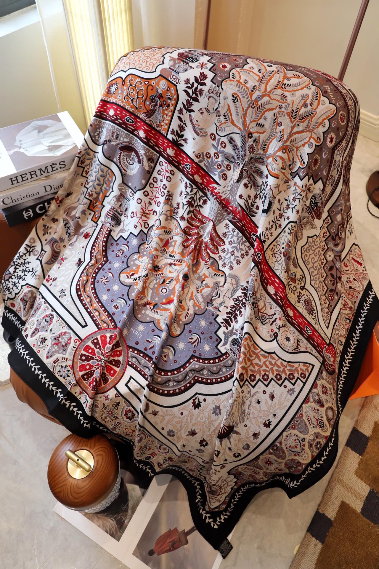 Square Scarf 135 CM Colorful Cashmere And Silk 365932