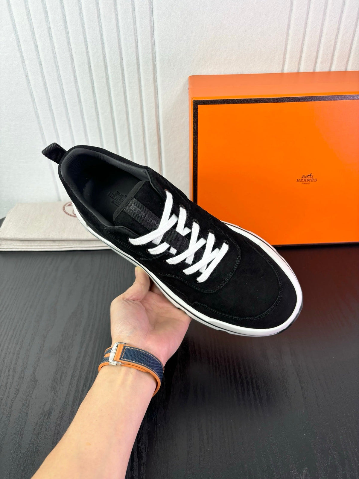 HM 26S Men Sneakers 3cm Black White Suede 239101