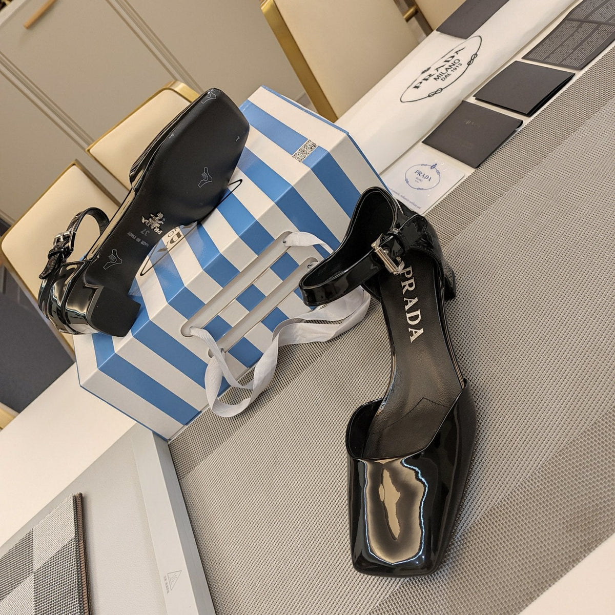 Prada 26s Mary-Jane Pumps 5cm Black Patent Leather 109412