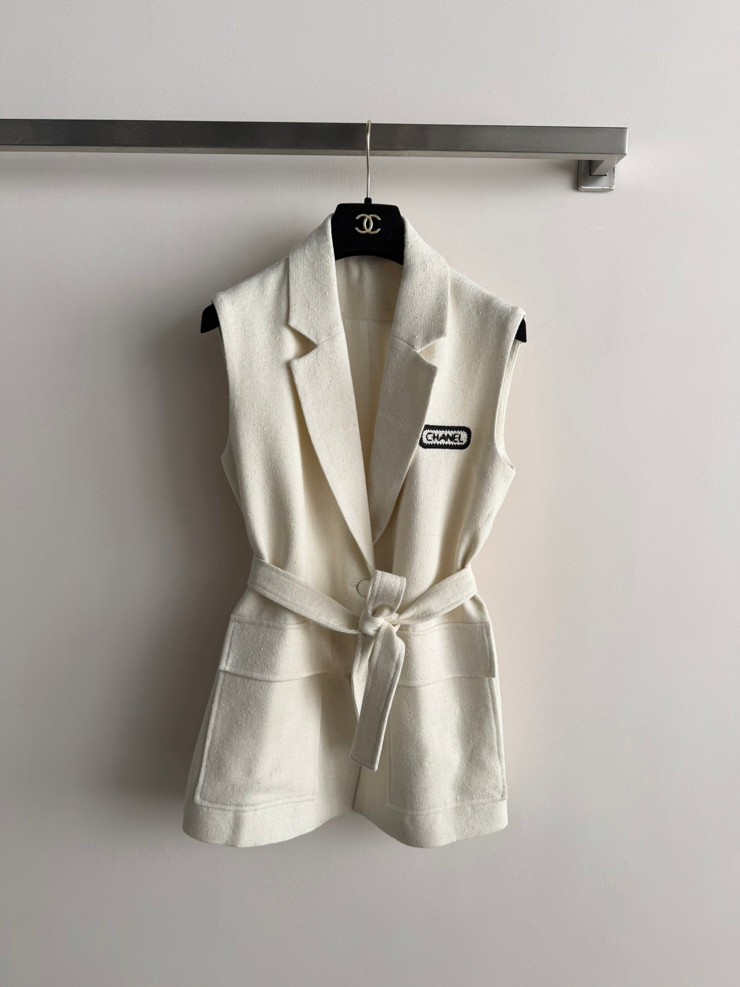CC 26s Vest Ivory Wool Viscose 338886