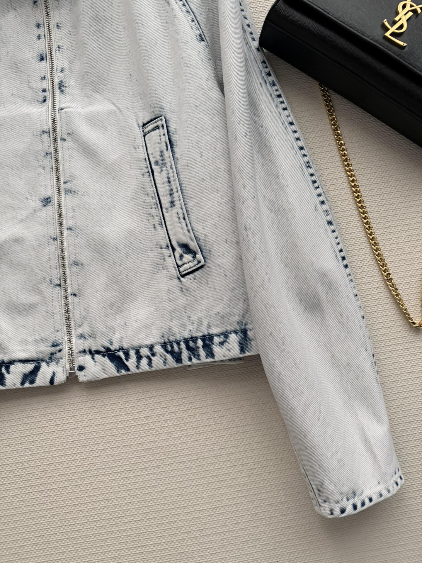 Alaia 26ss Stand-Collar Jacket White Denim 352934