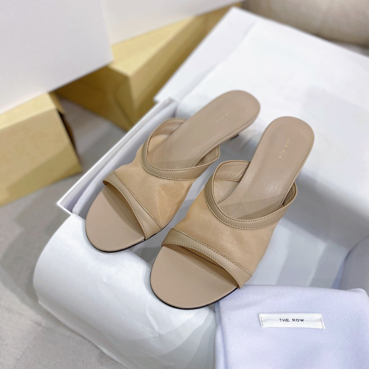 The Row 26s Mules Beige Mesh Leather 156121