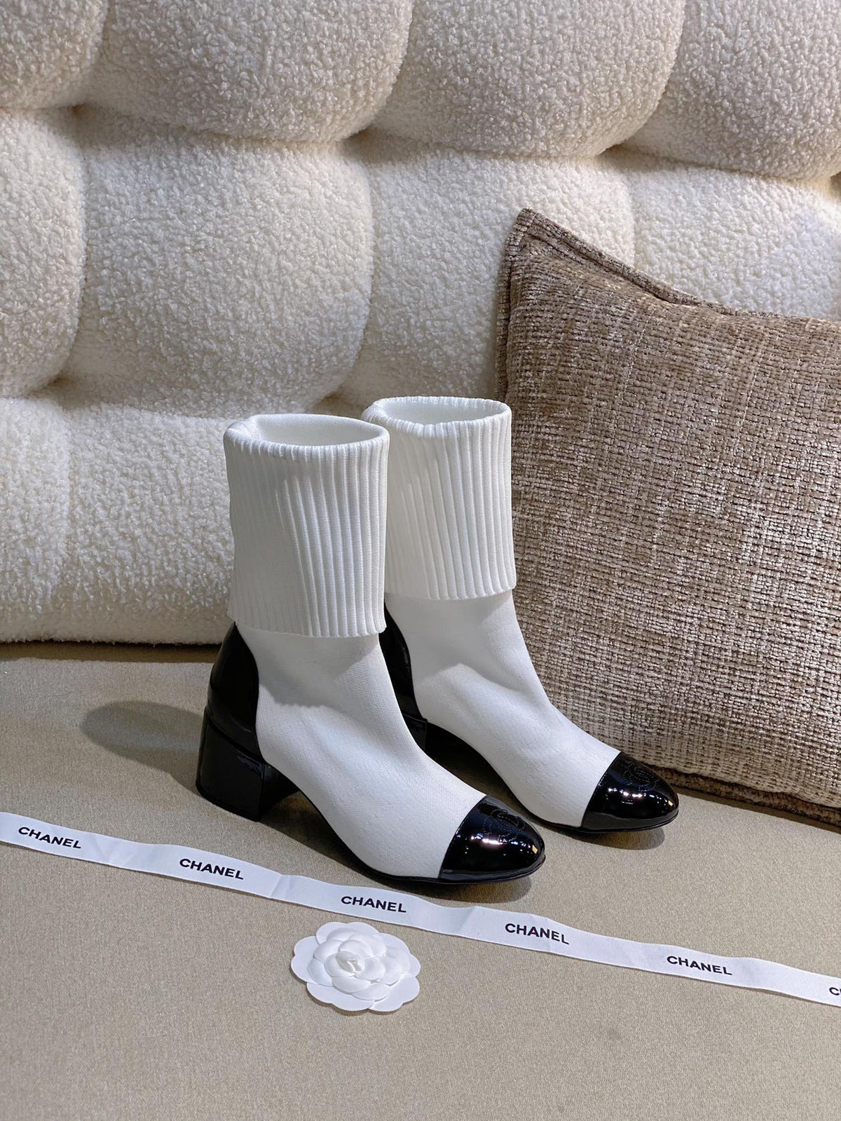 Chanel 26s Sock Boots 5.5cm White Black Knit Patent Leather 156618